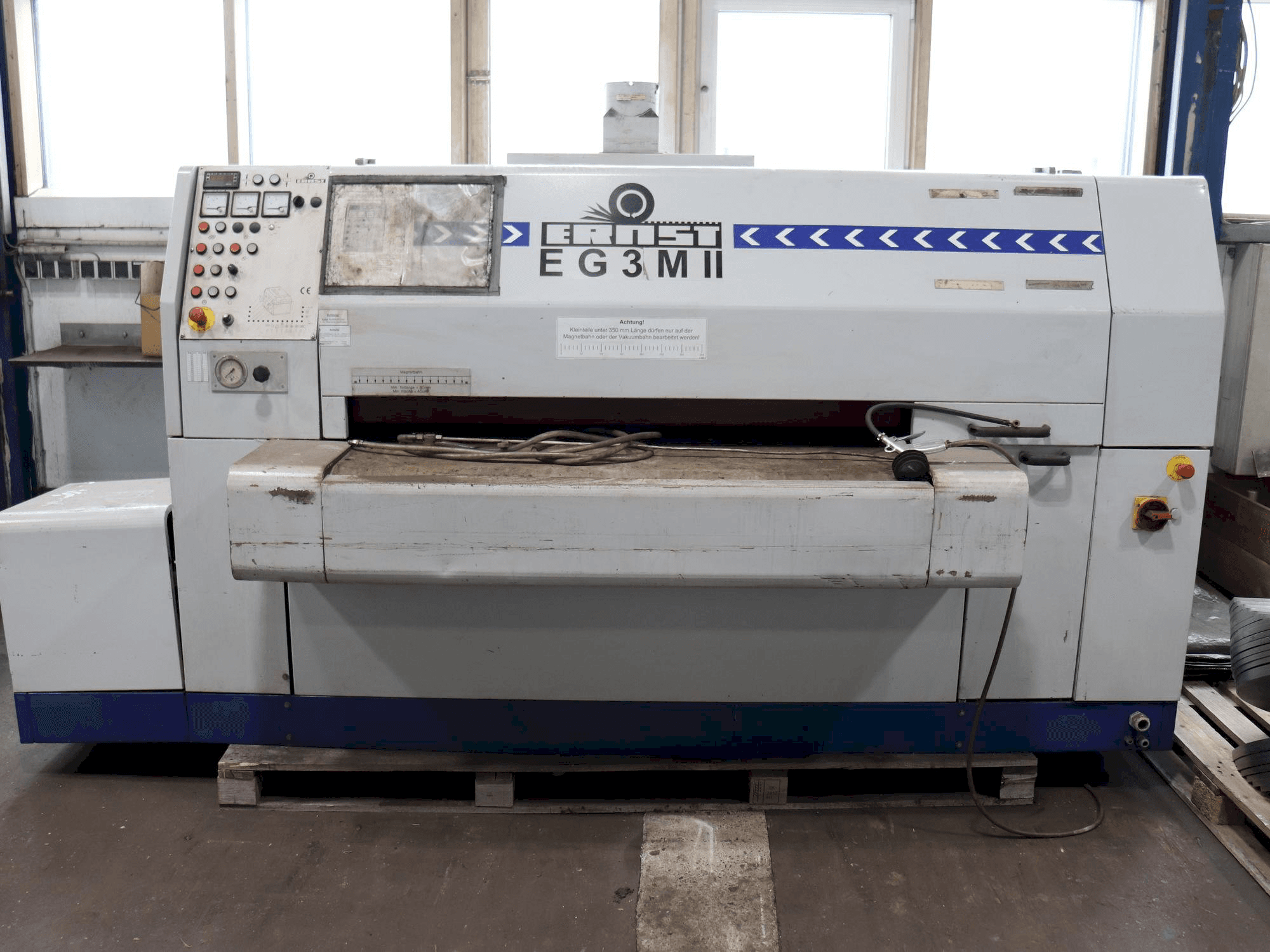 A ERNST EG3M II gép elölnézete