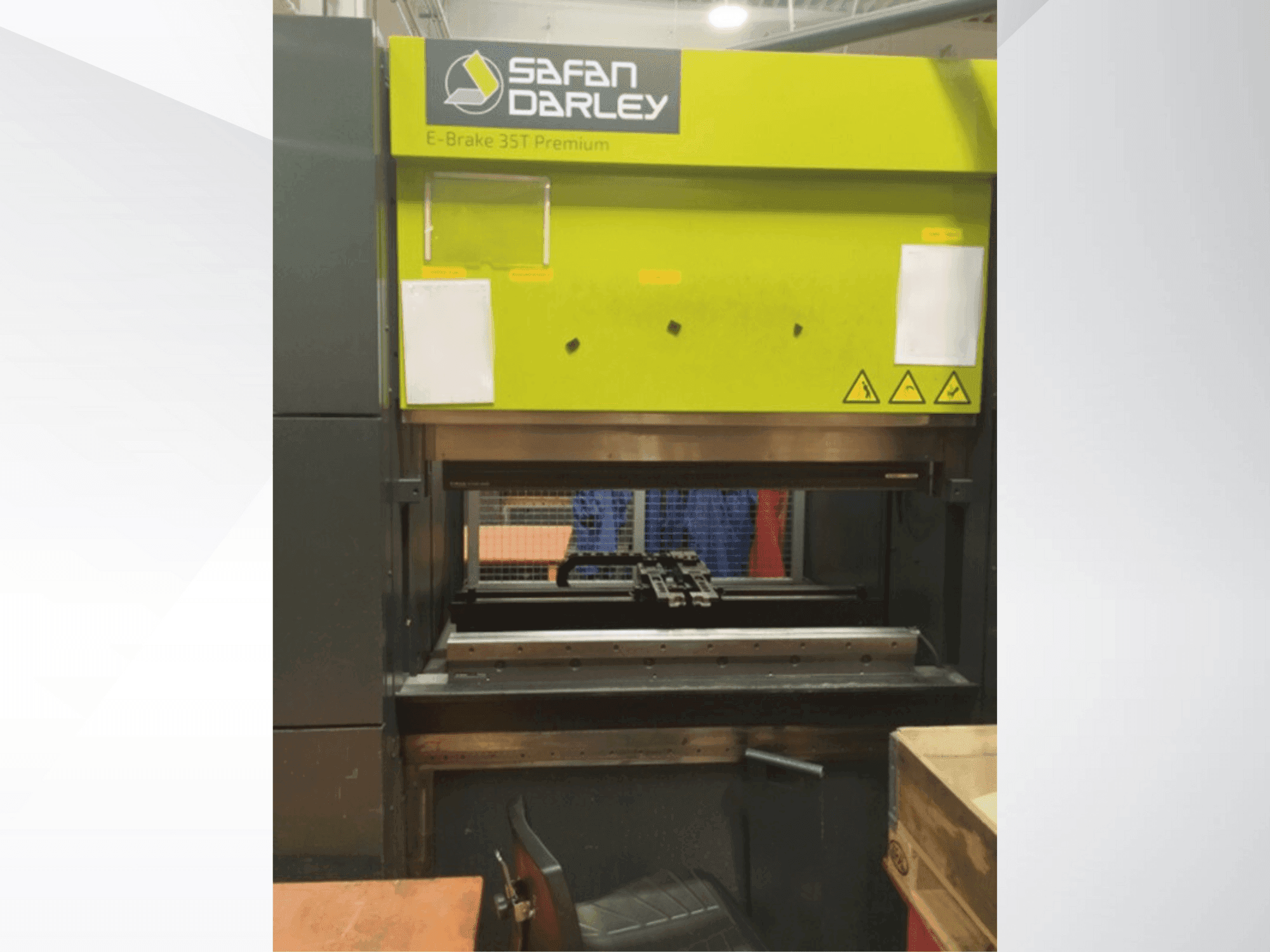 A Safan SAFAN DARLEY E-brake Premium 35-1250 gép elölnézete
