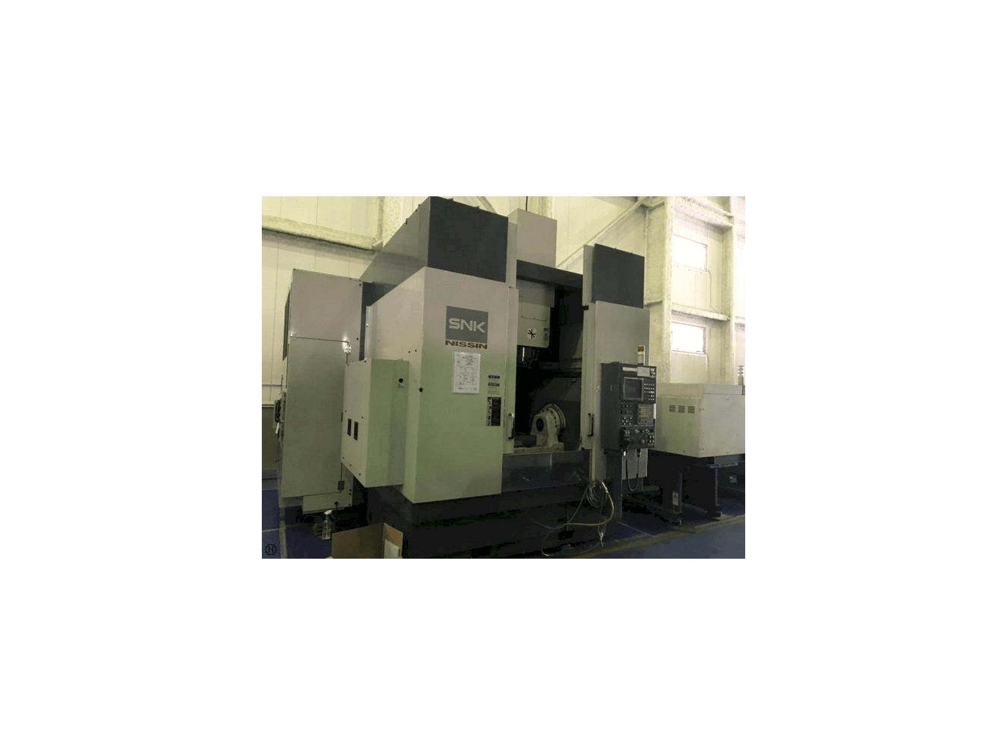 A SNK Nissin gép elölnézete