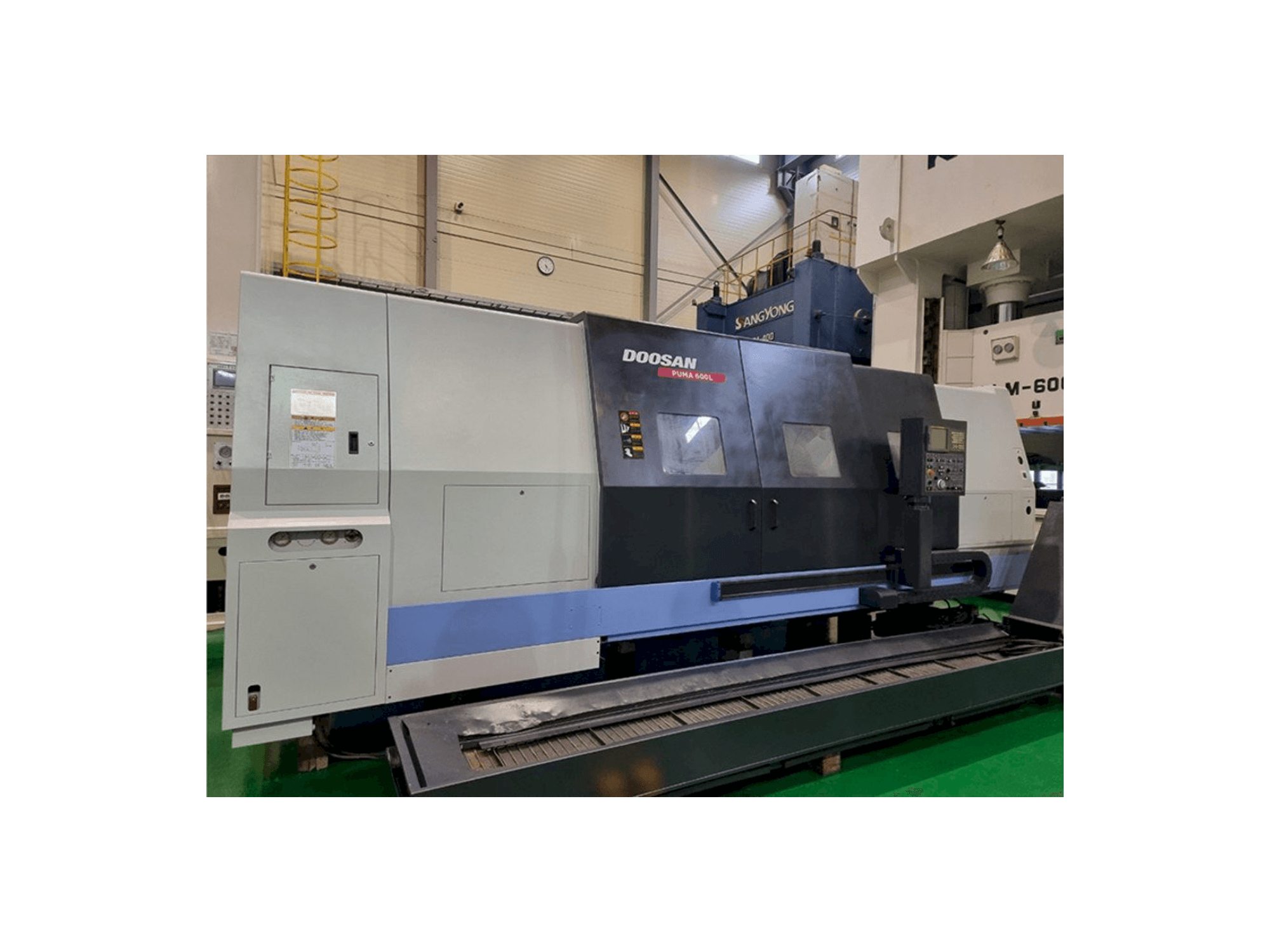 A Doosan Puma 600L gép elölnézete