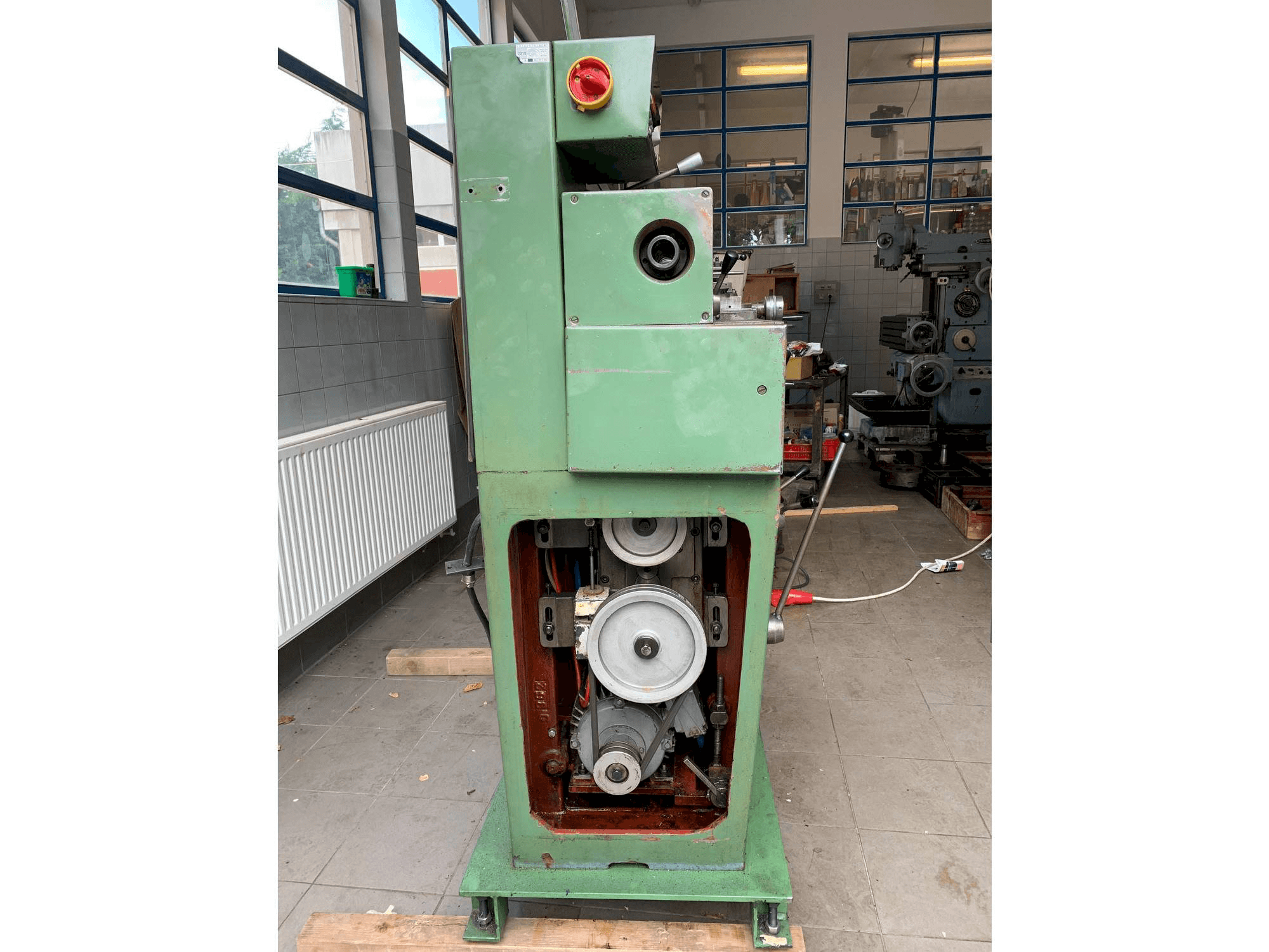 A TOS Sm 16-A gép elölnézete