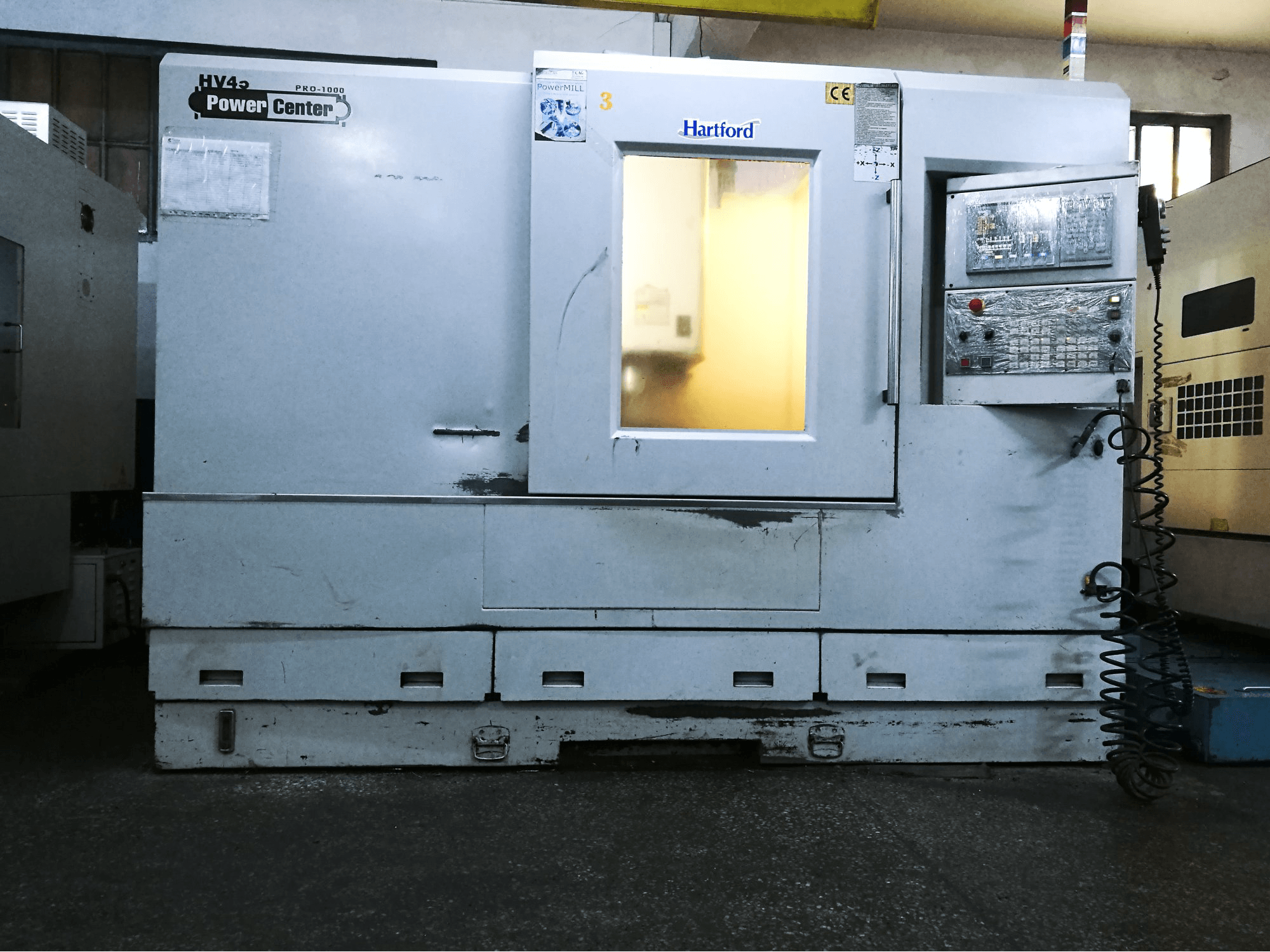 A Hartford PRO1000S gép munkatere