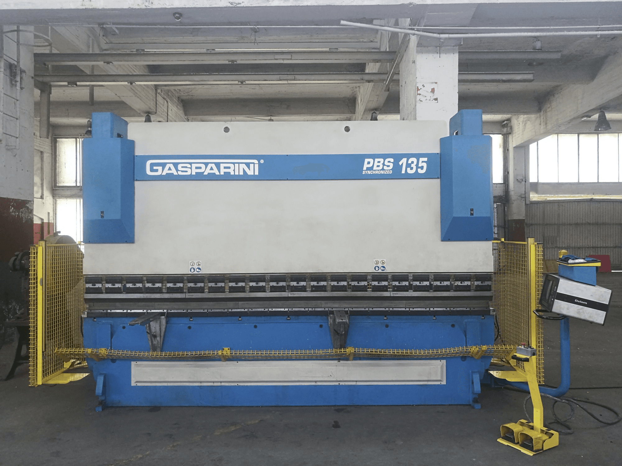 A Gasparini PBS 135/4000 gép elölnézete