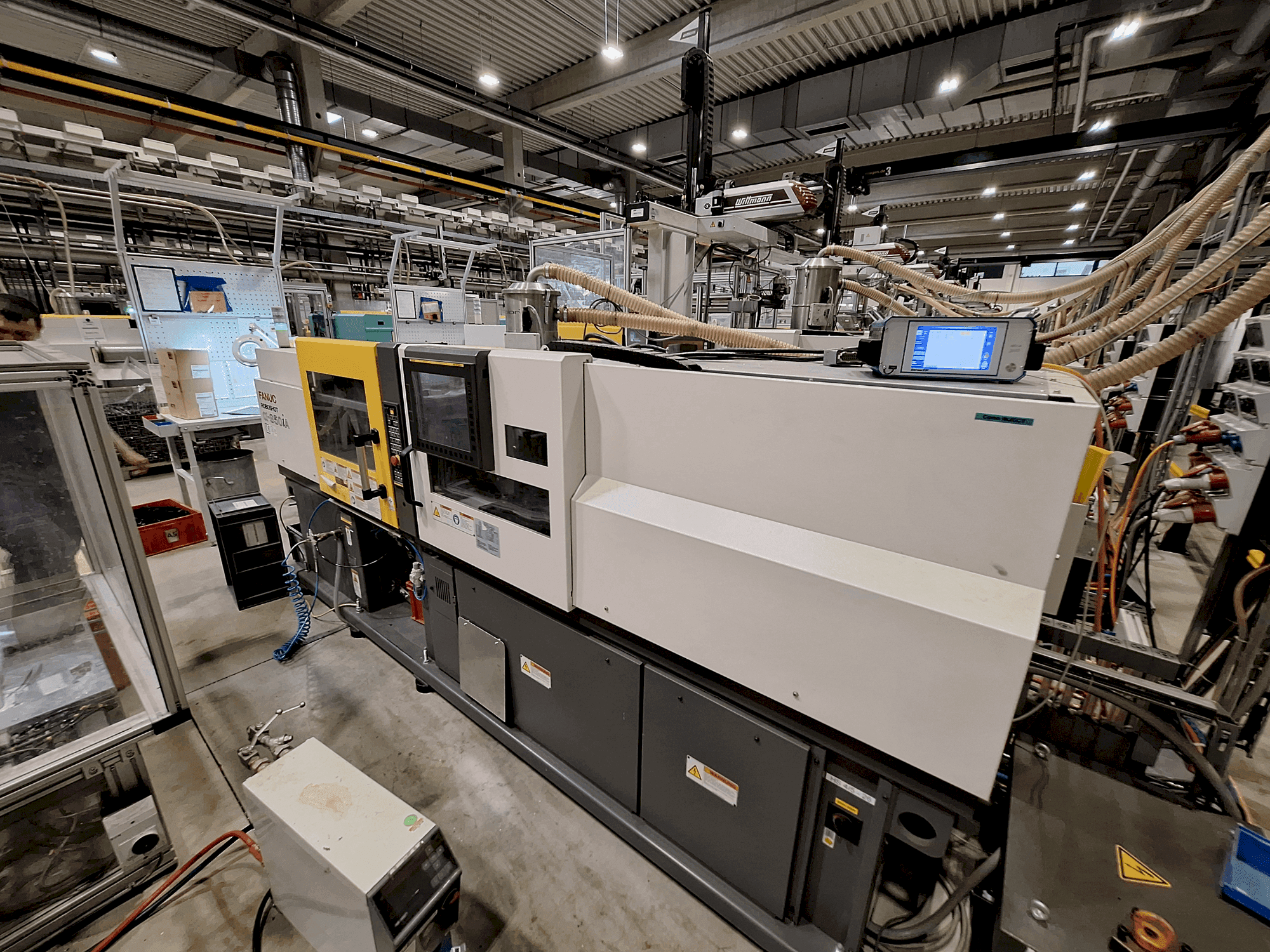 A FANUC Roboshot S50iA gép elölnézete