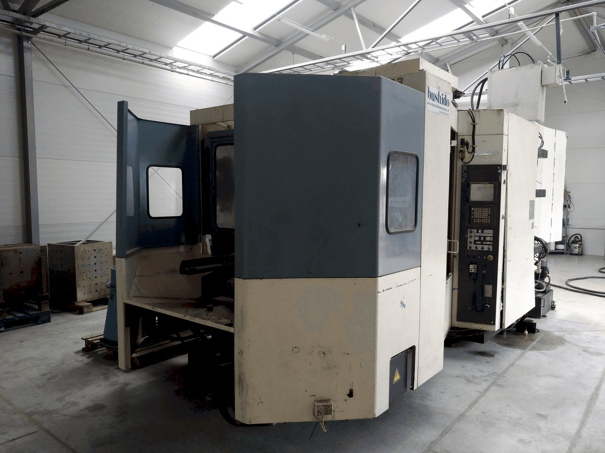 A Niigata SPN63 gép elölnézete