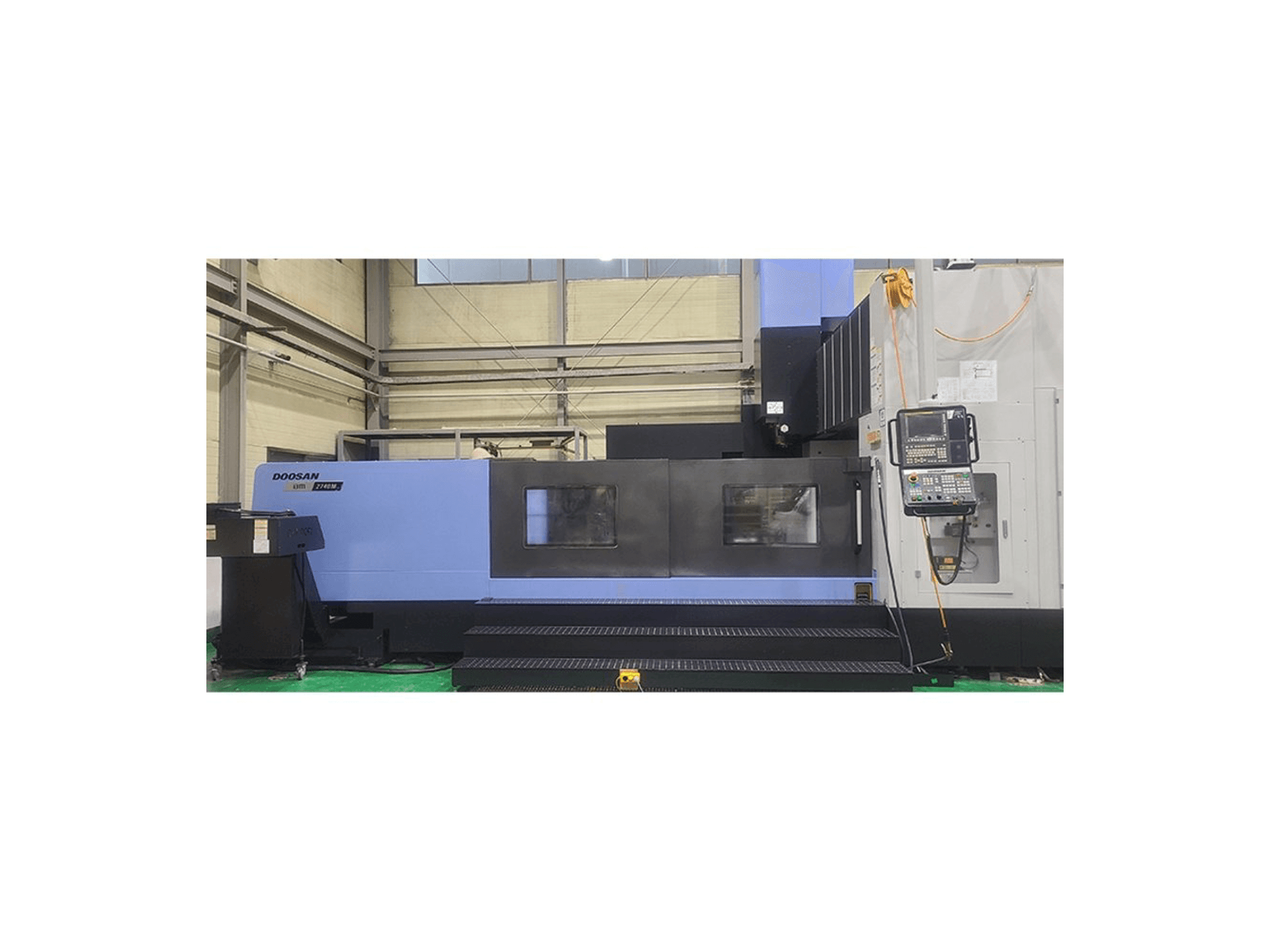 A Doosan BM 2740M gép elölnézete