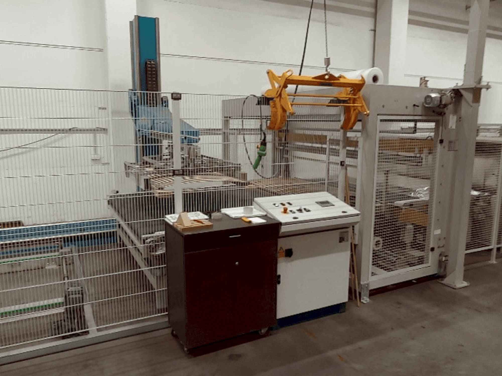 A ERREGI 300 LP gép elölnézete