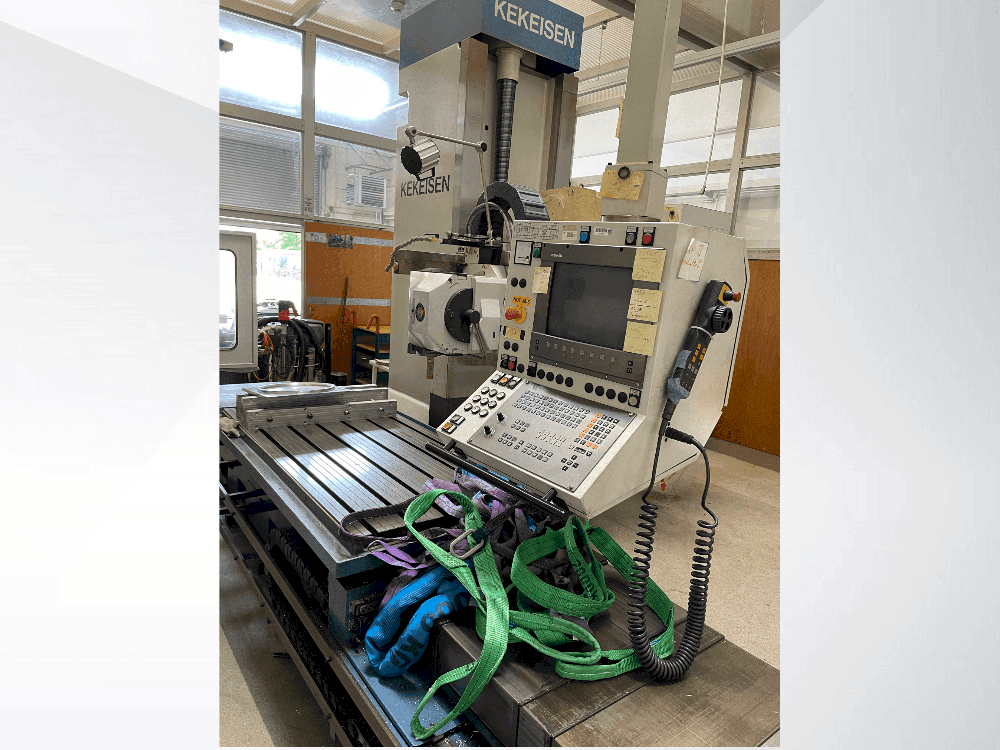 A Kekeisen UBF 1600/15 gép elölnézete