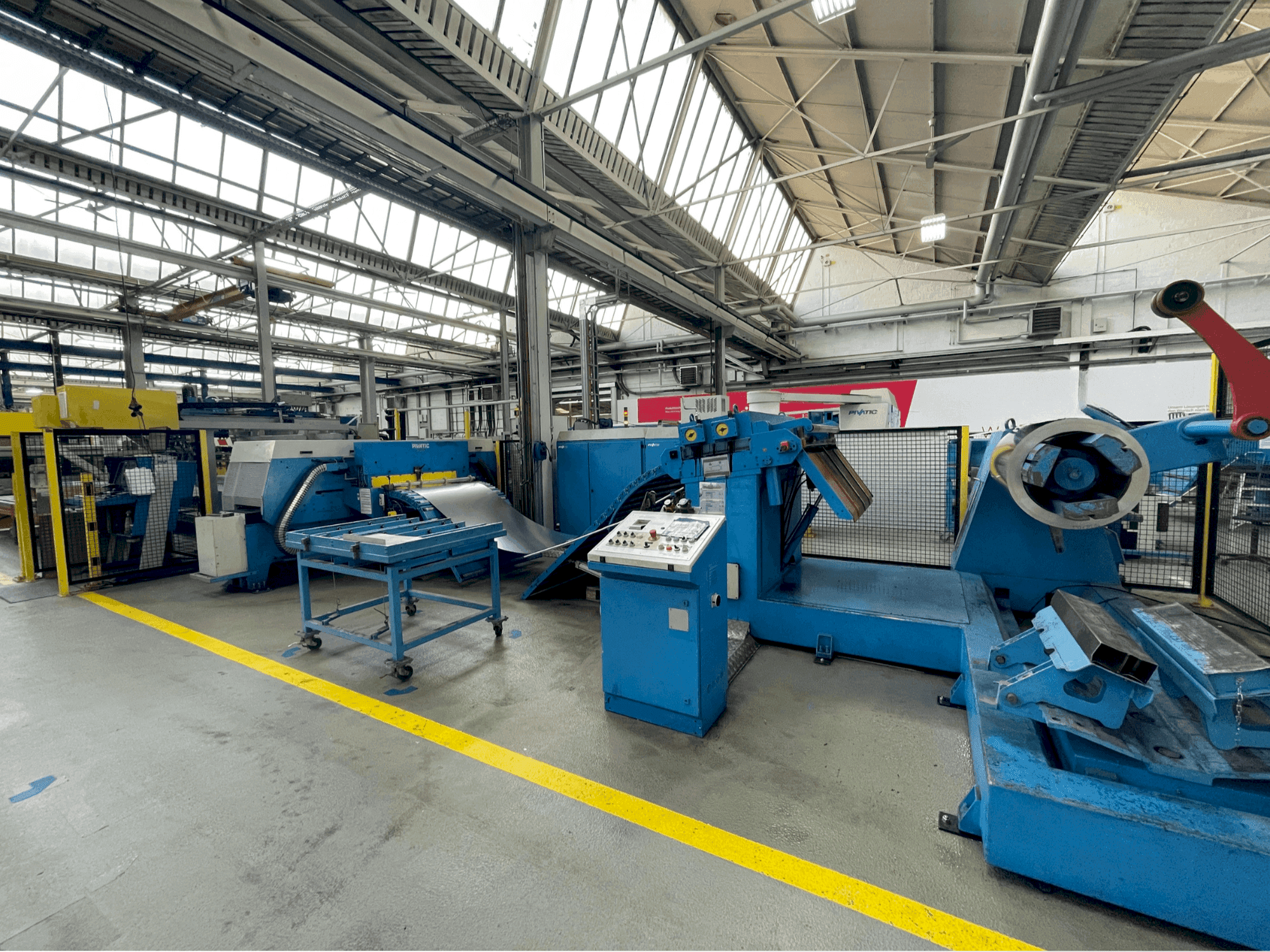 A Pivatic P125 gép elölnézete