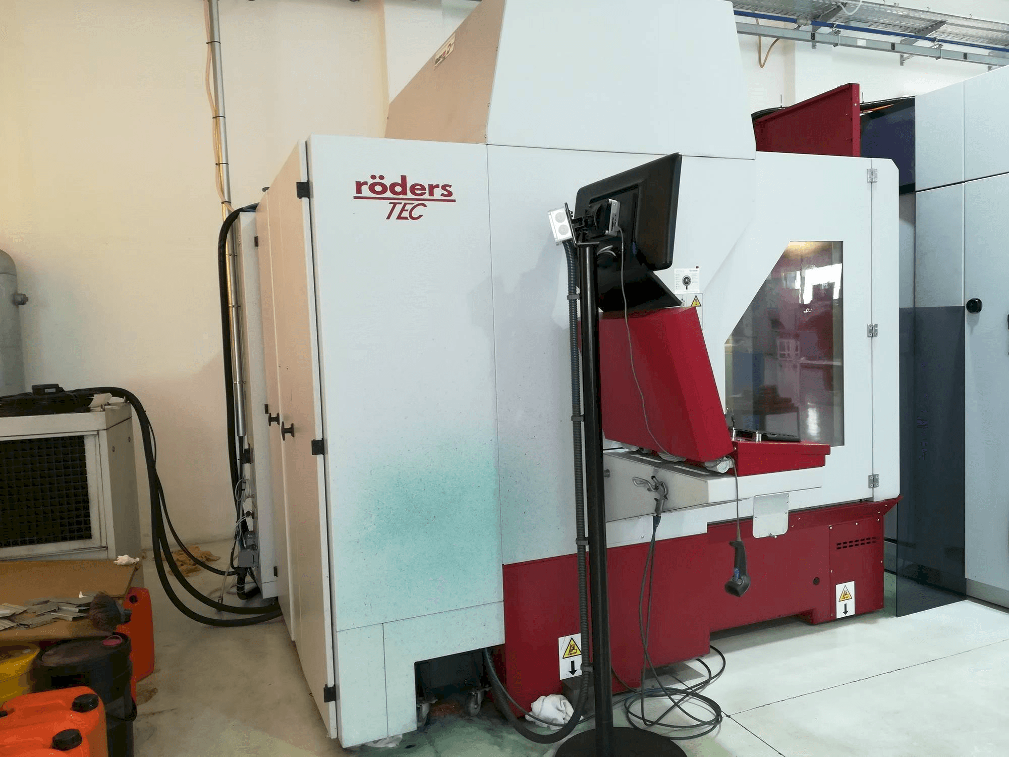 A Röders RXP 801 gép elölnézete