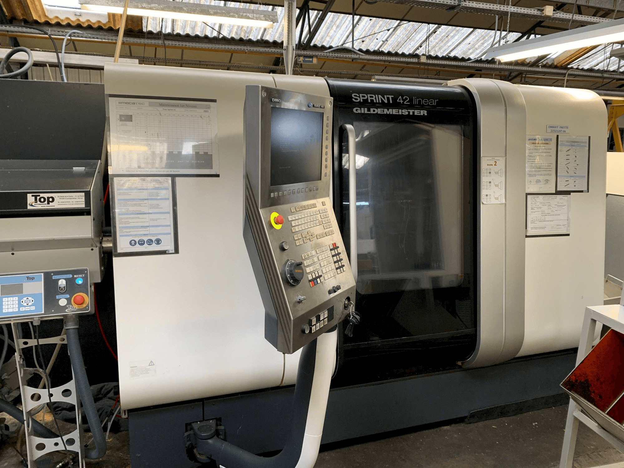 A DMG SPRINT 42 linear gép elölnézete