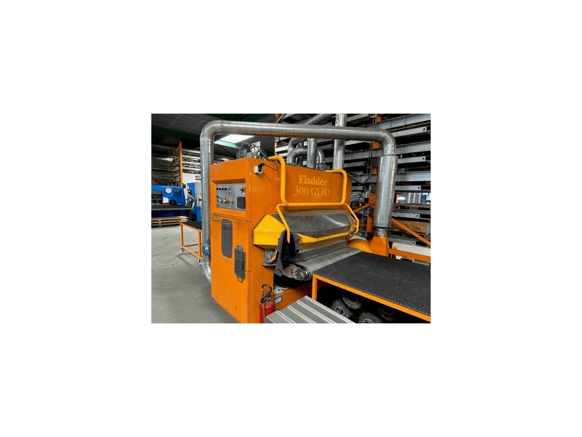 A Fladder 300/GYRO-1300 VAC gép elölnézete