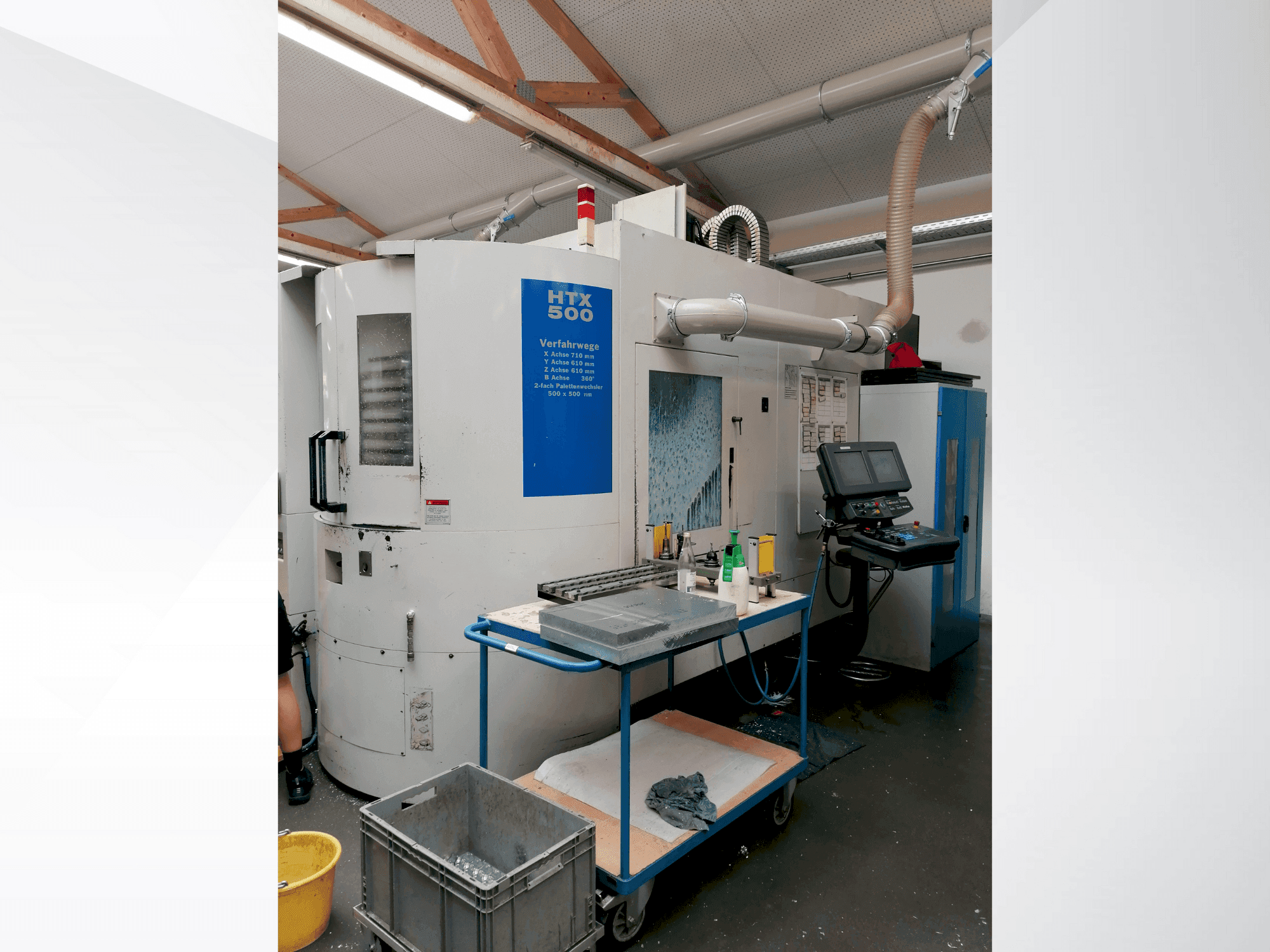 A Hurco HTX 500 gép elölnézete