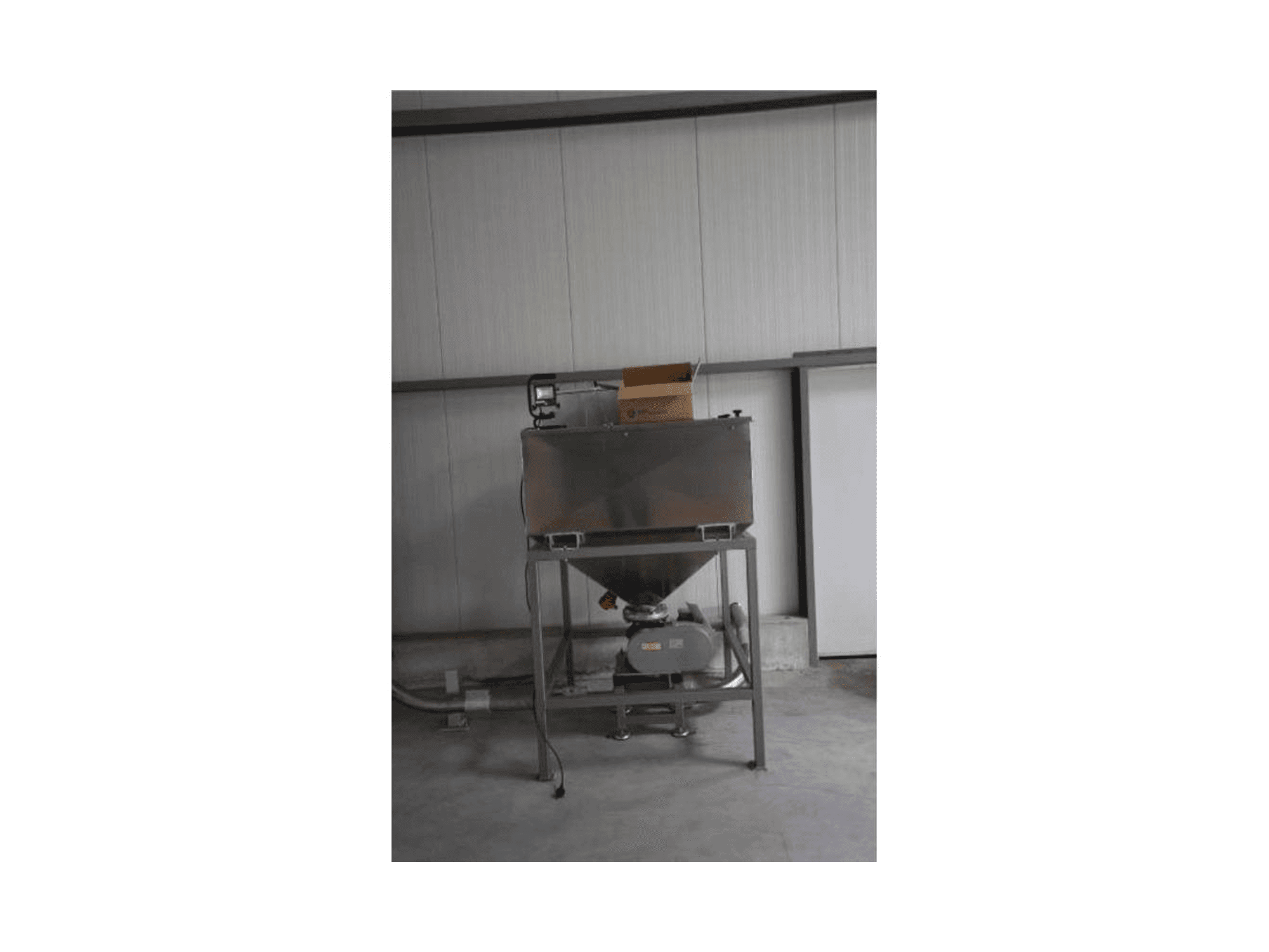 A EICHHOLZ AERZEN BM7L gép elölnézete