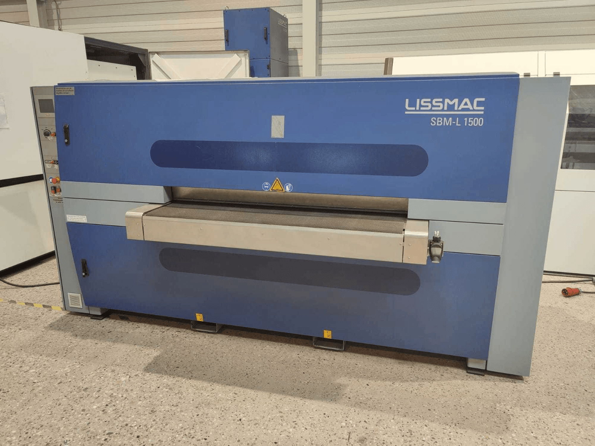 A LISSMAC SBM-L 1500 G1S2 gép elölnézete