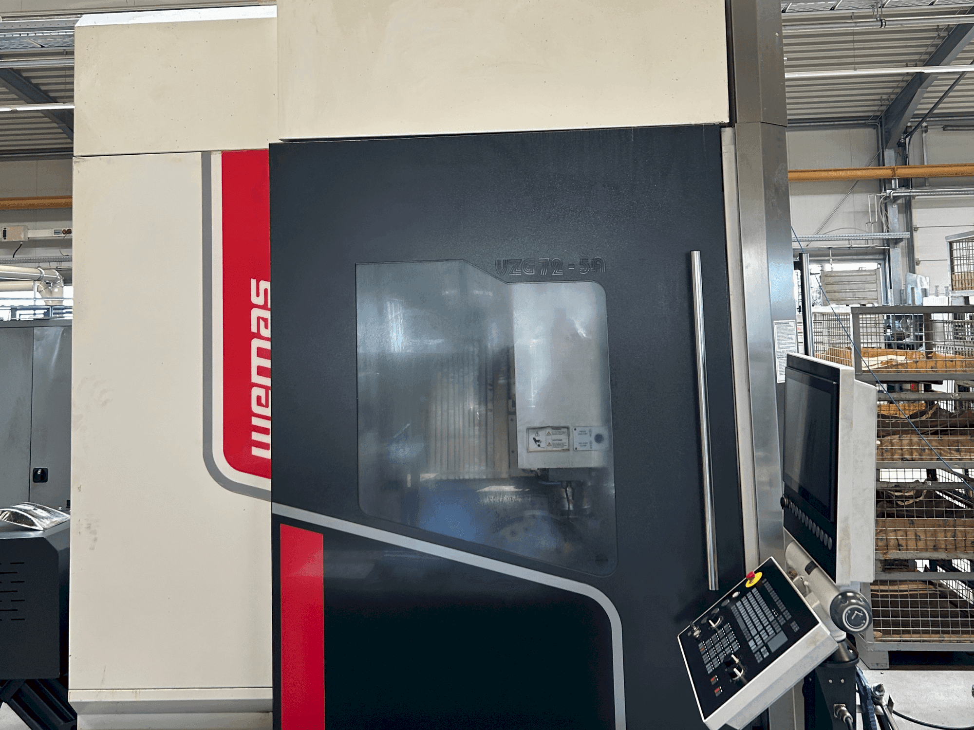 A WEMAS VZG 72-5A gép elölnézete