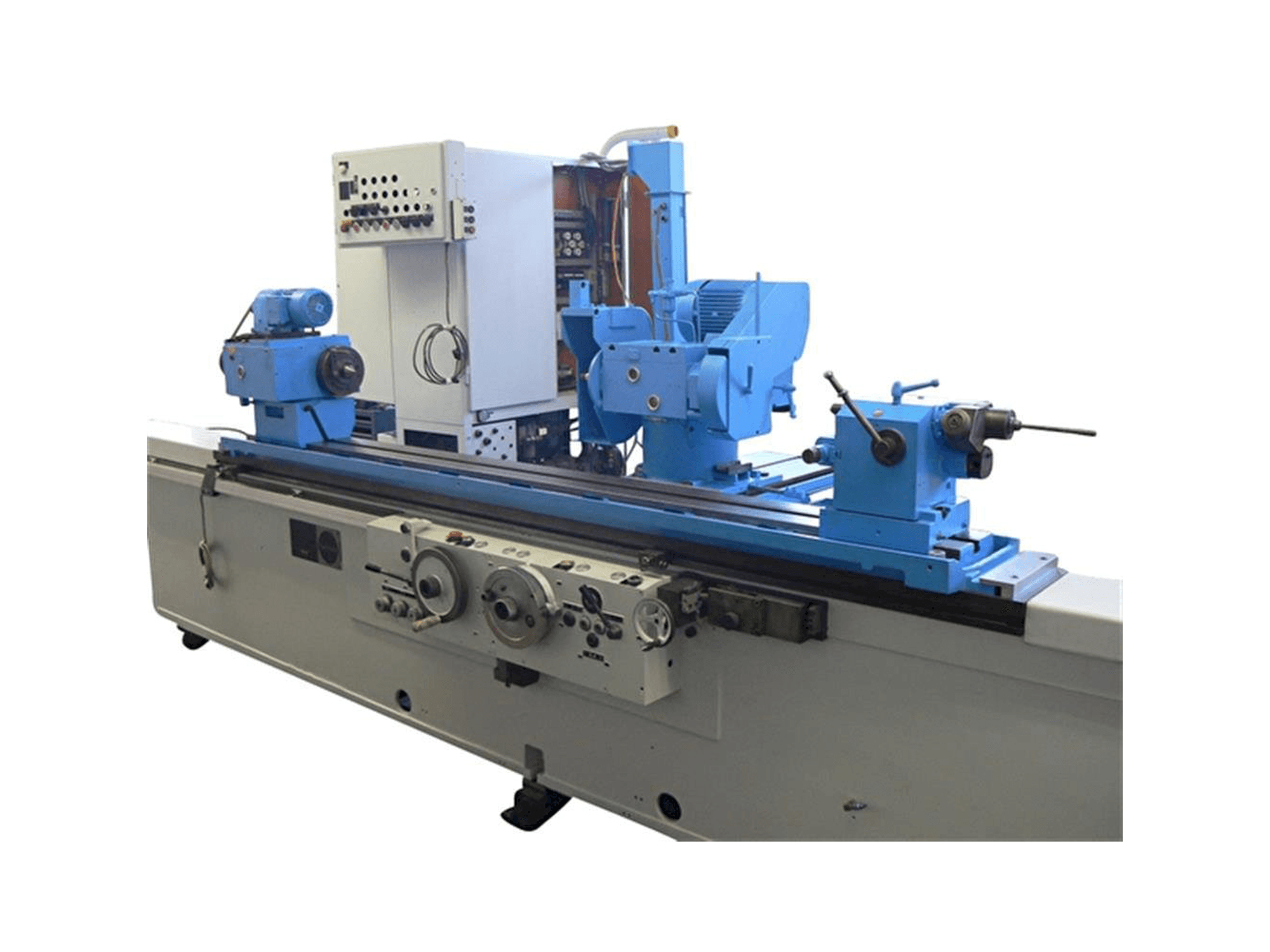 A Karstens KC-AU 2000 gép elölnézete