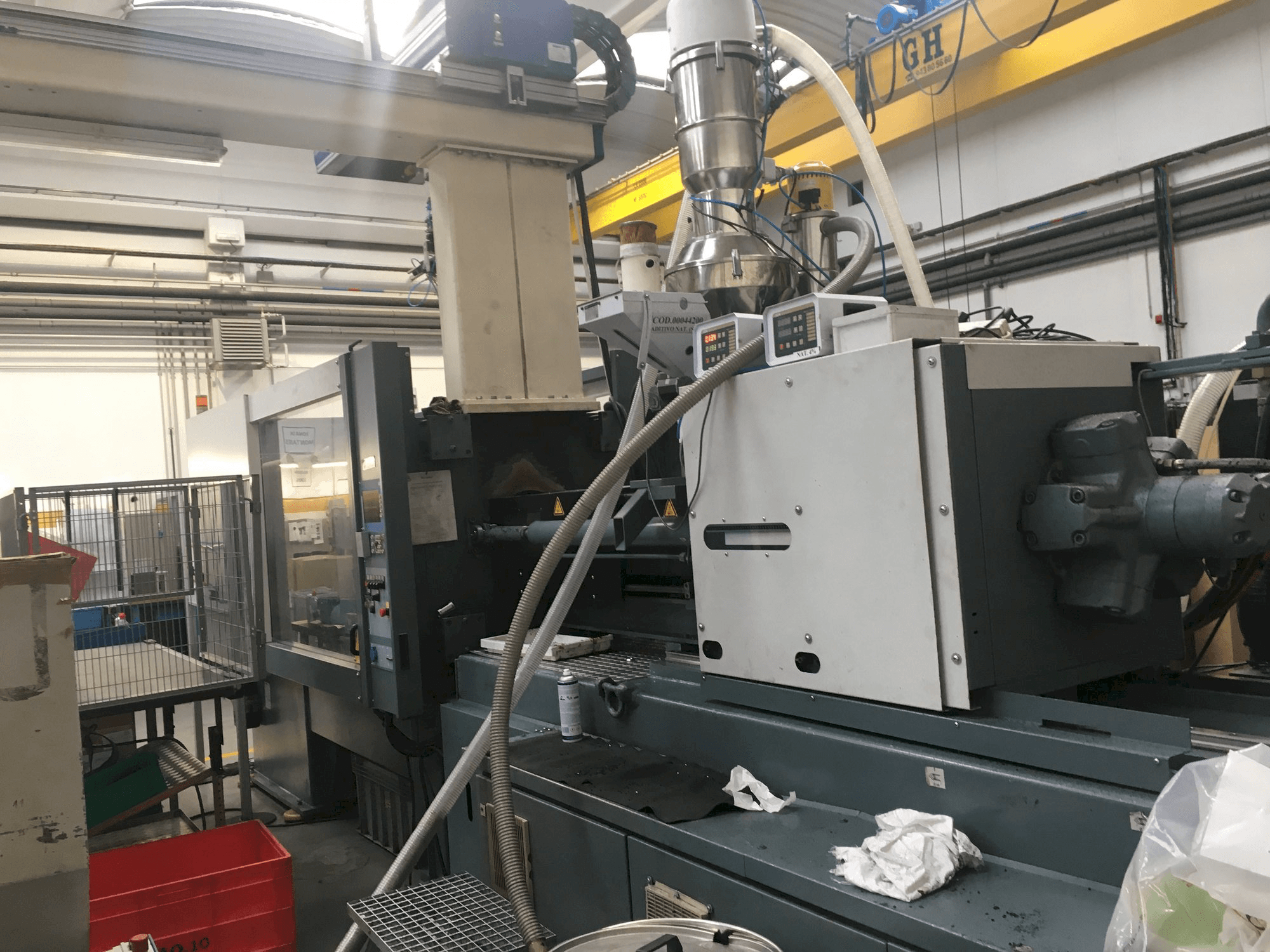 A Battenfeld BA 3500/1900 BK gép elölnézete