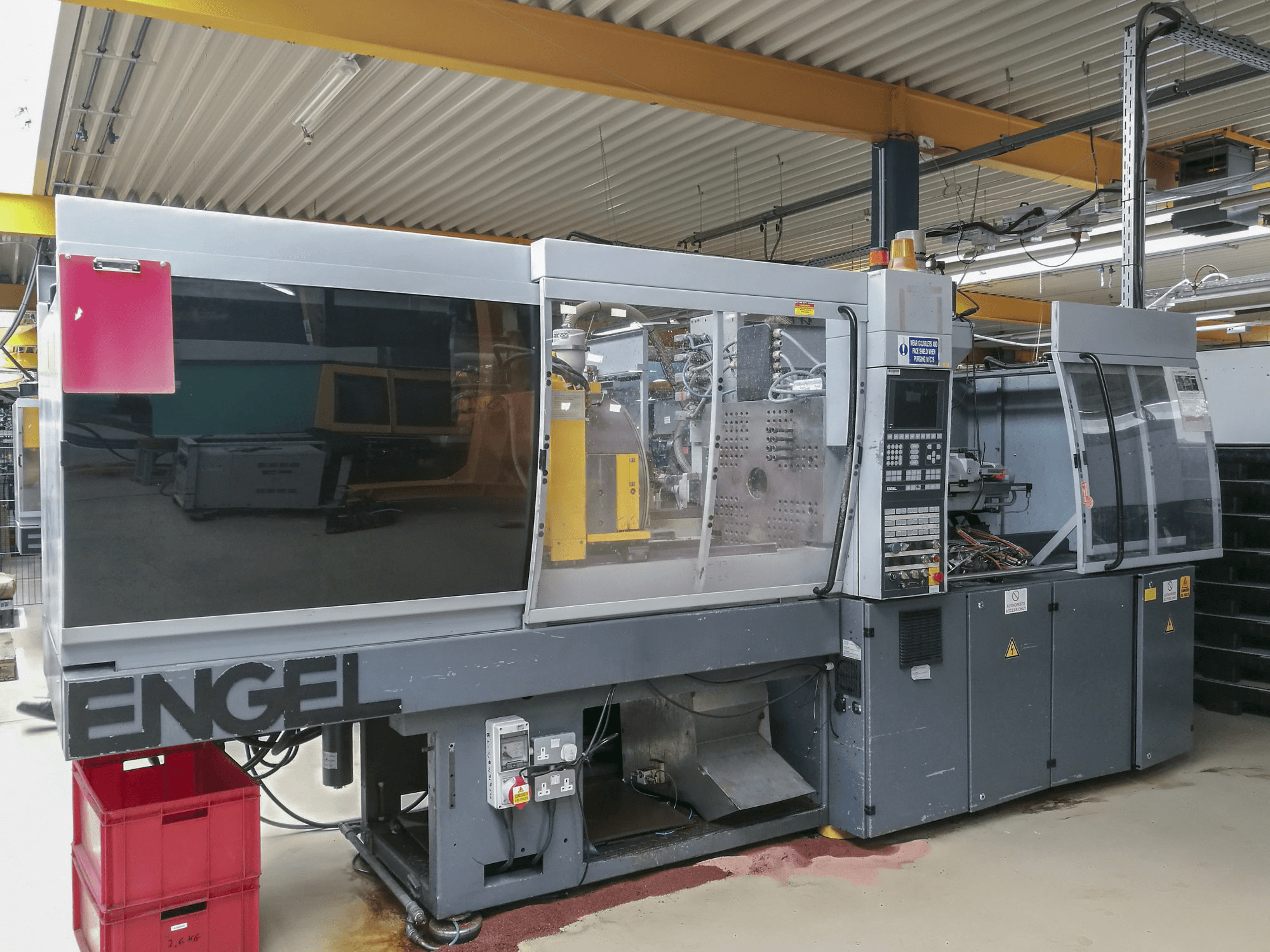 A ENGEL 80H80L/80 HL-2F gép elölnézete