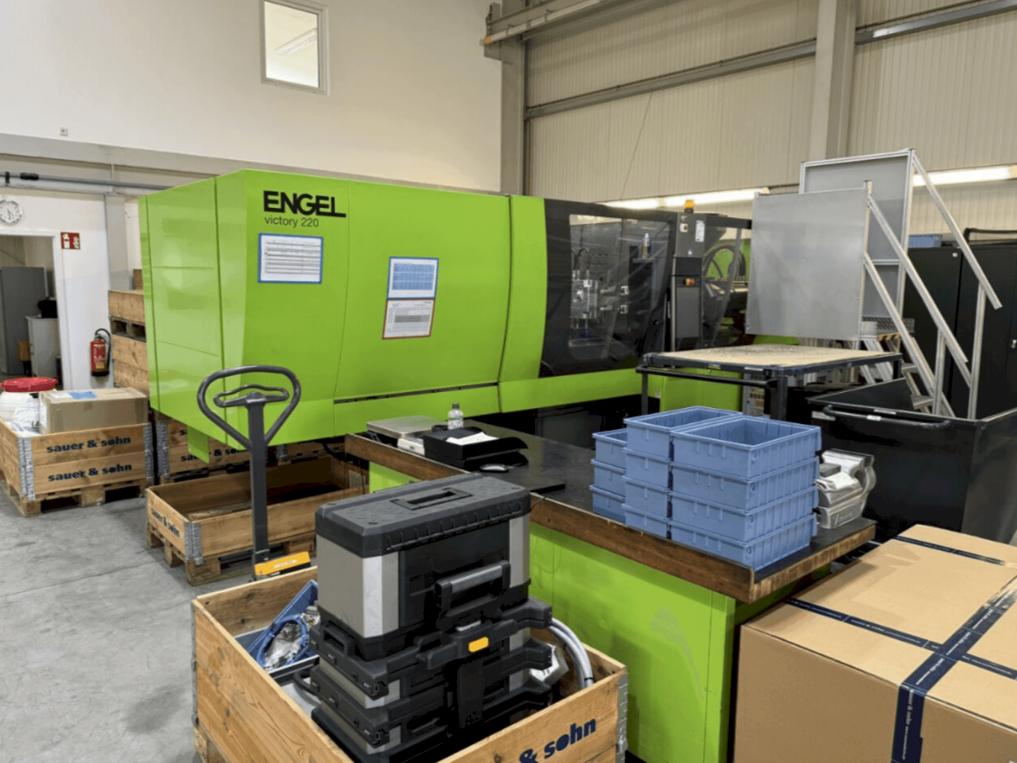 A Engel Victory 750 / 220 spex gép elölnézete