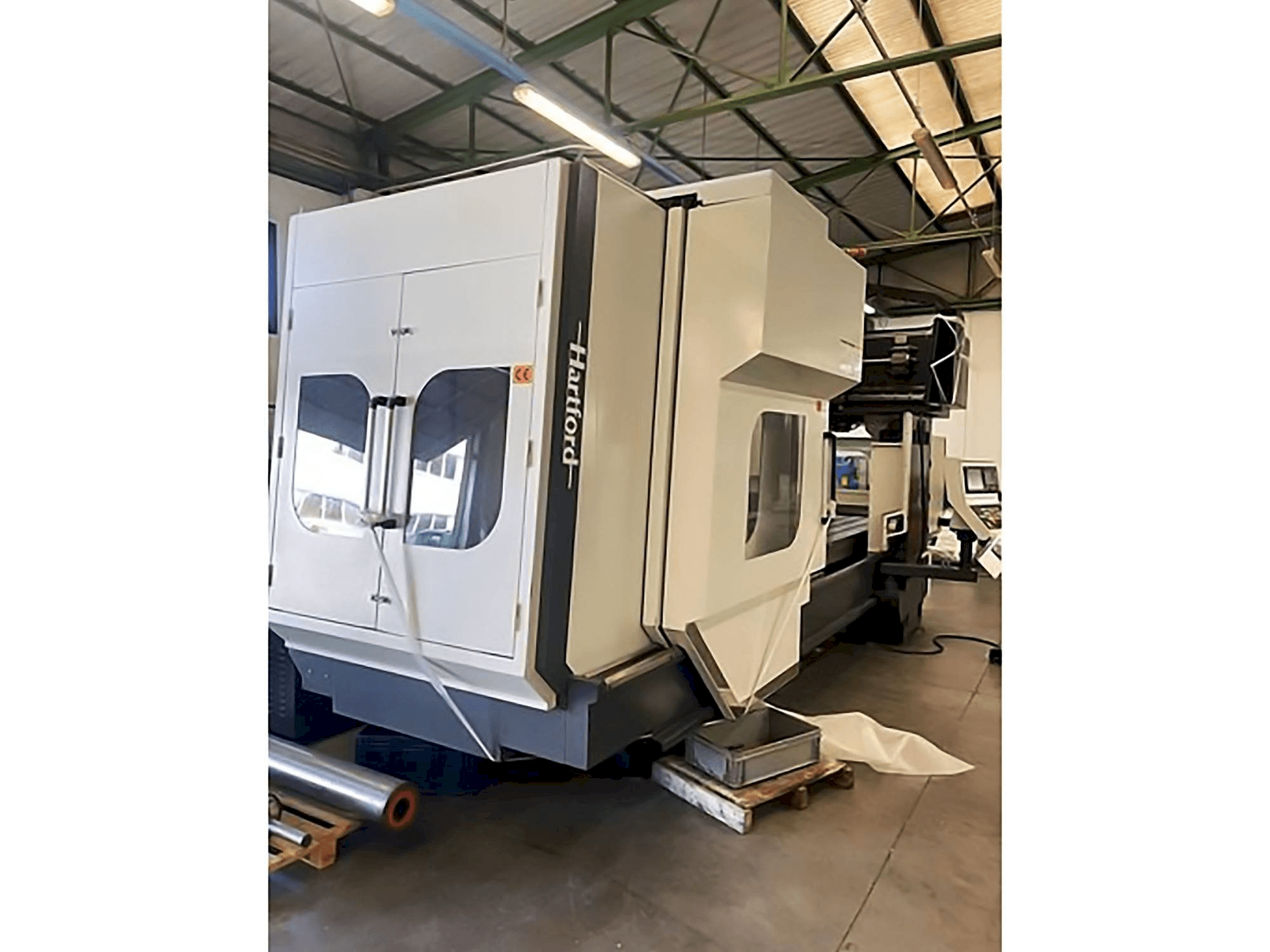 A HARTFORD HEP - 3150 gép elölnézete