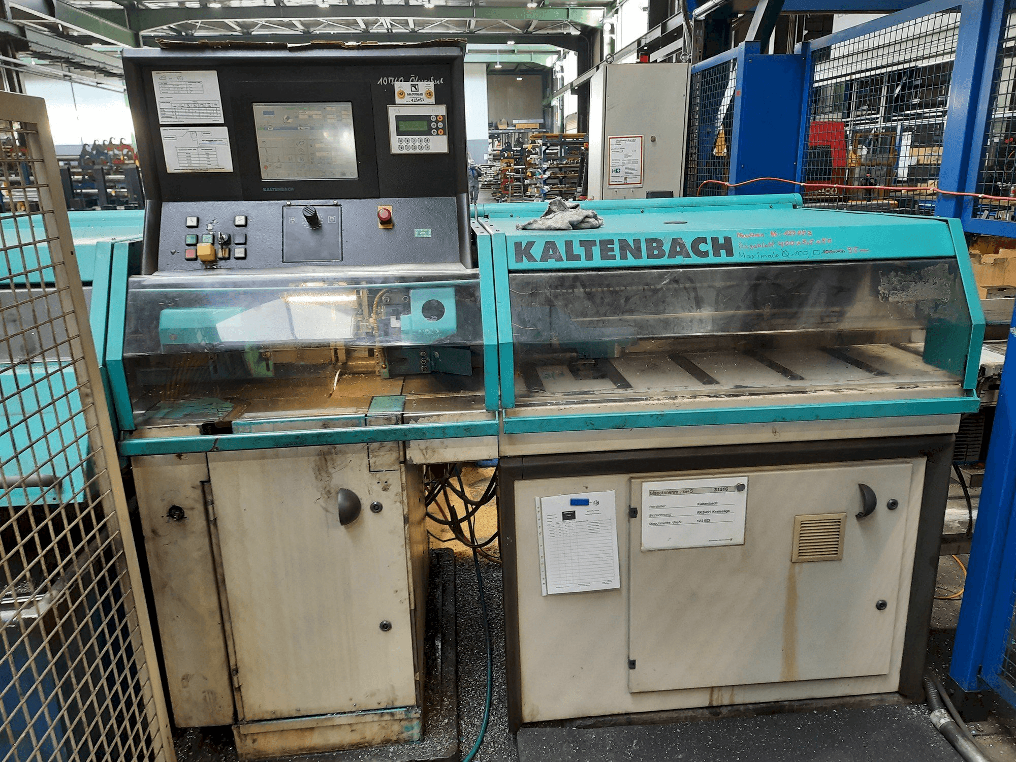 A KALTENBACH RKS 451 gép elölnézete