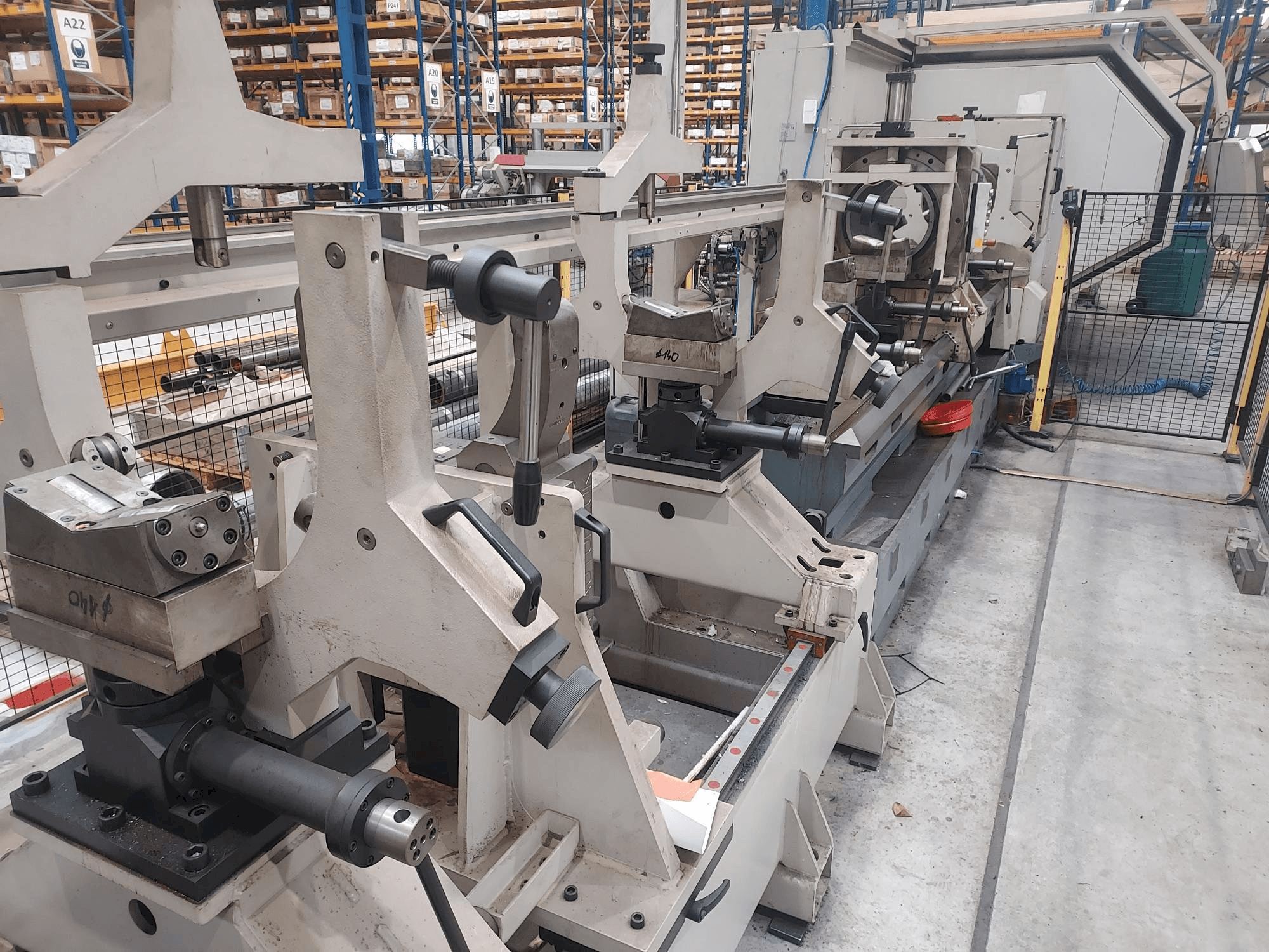 A FAT TUR930SMN gép elölnézete