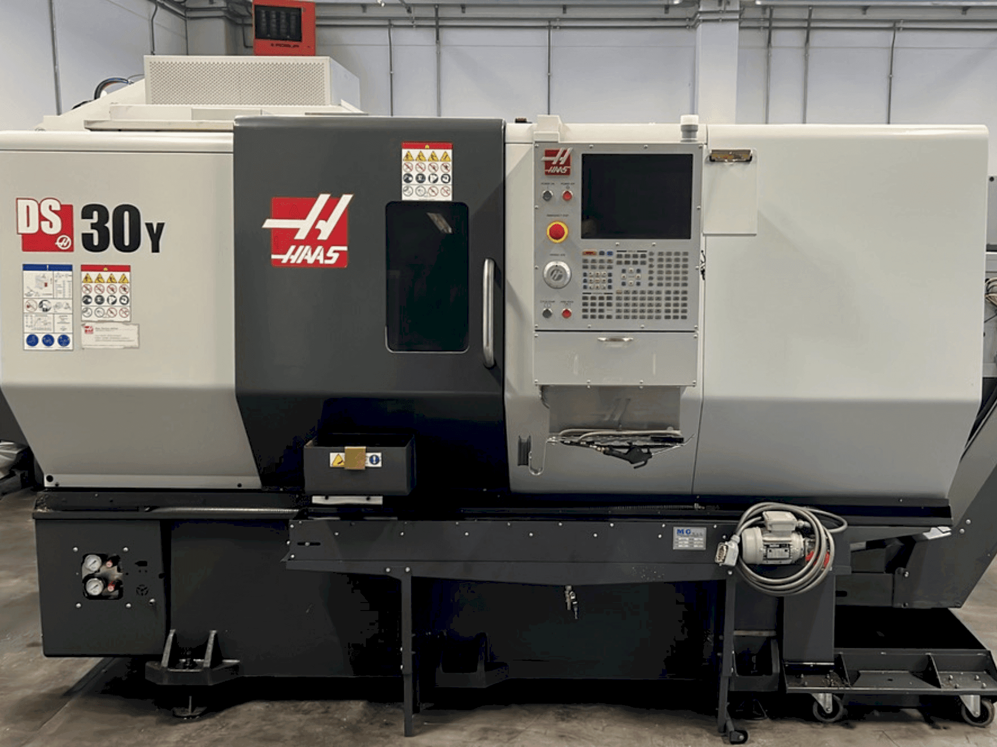 A HAAS DS30Y gép elölnézete