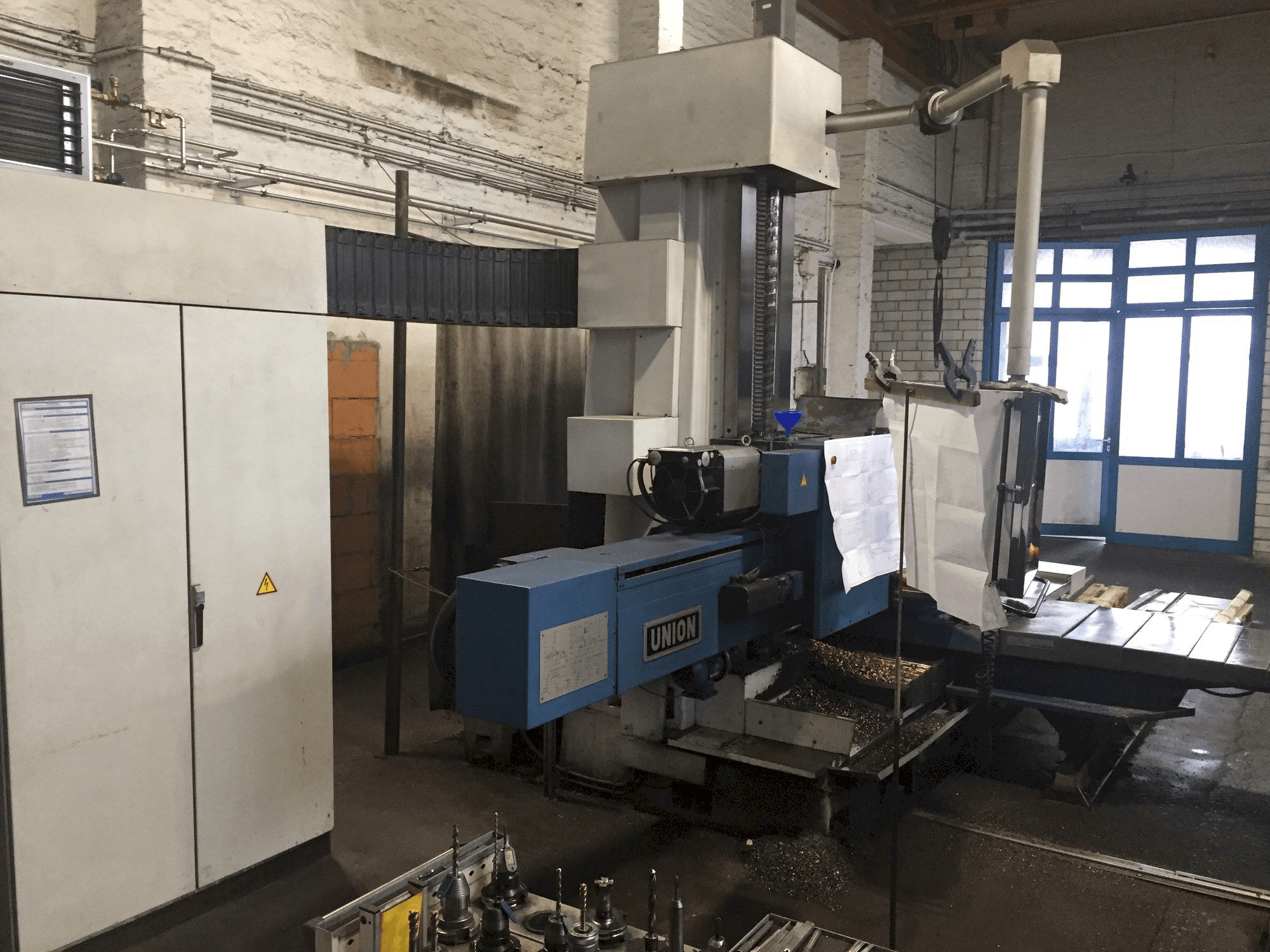 A Union BFT 102 gép oldalnézete