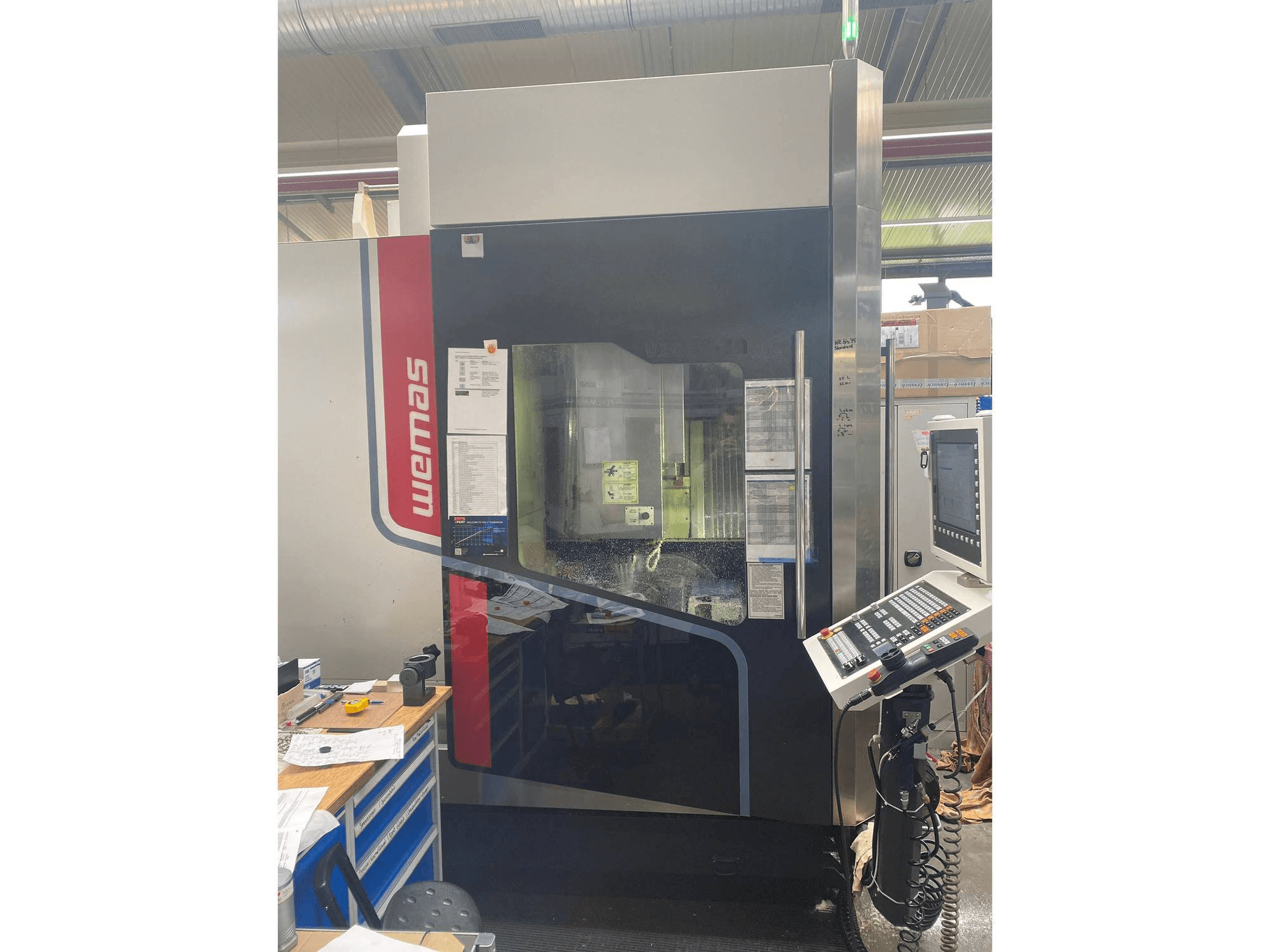 A WEMAS VZG 65-5A gép elölnézete