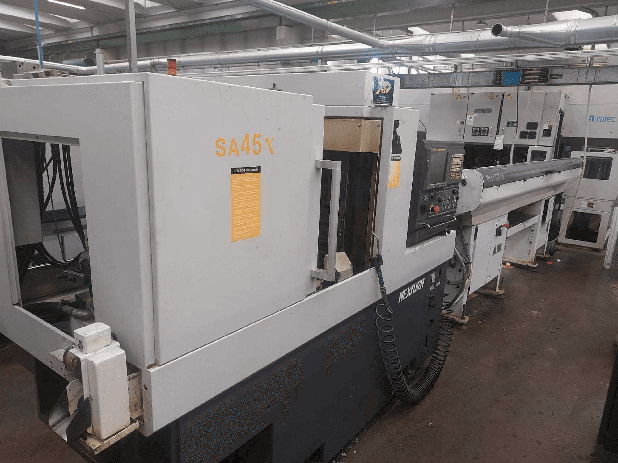 A Nexturn SA 45X gép oldalnézete