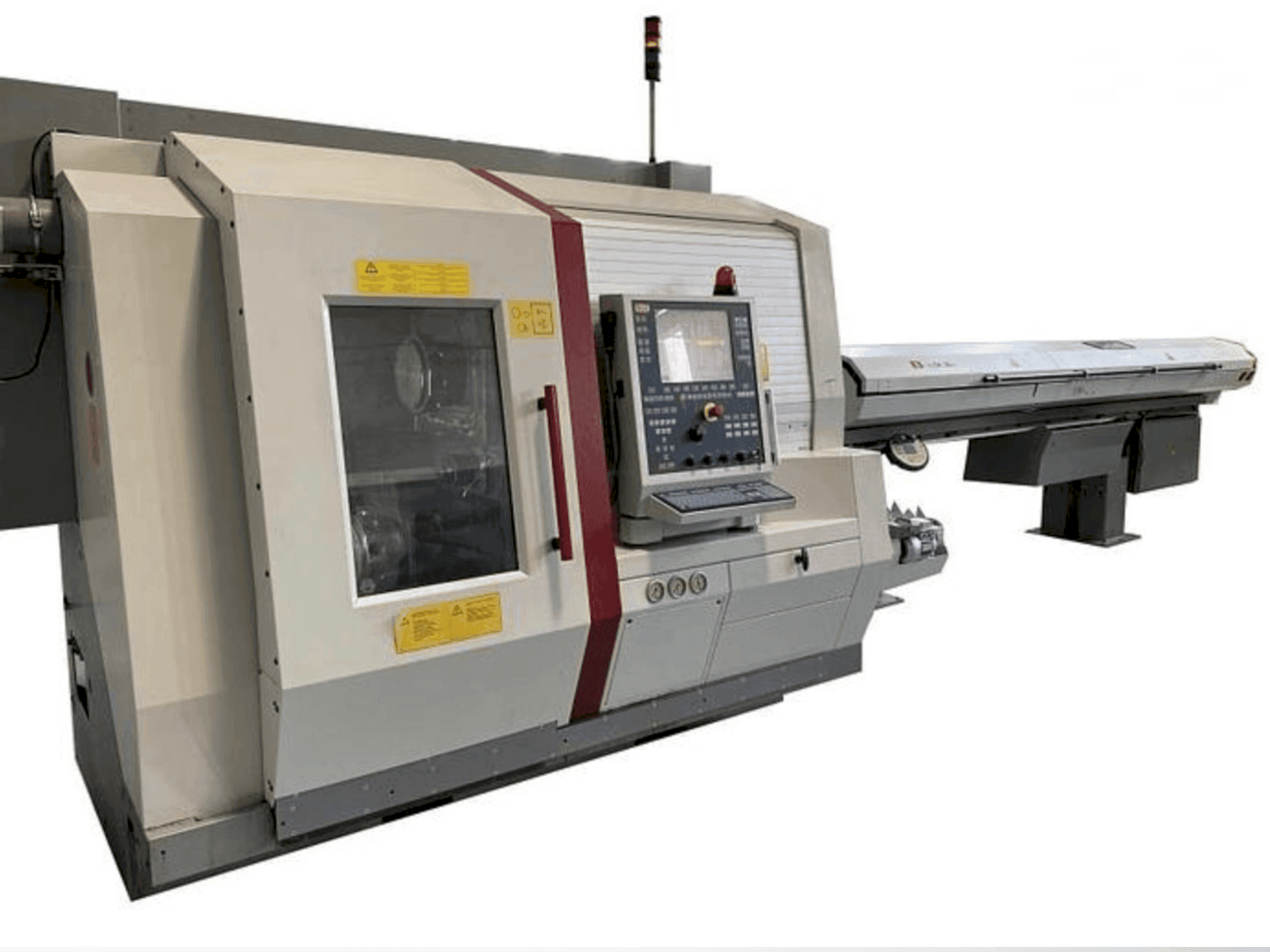 A TRAUB TNL 32-7 gép elölnézete