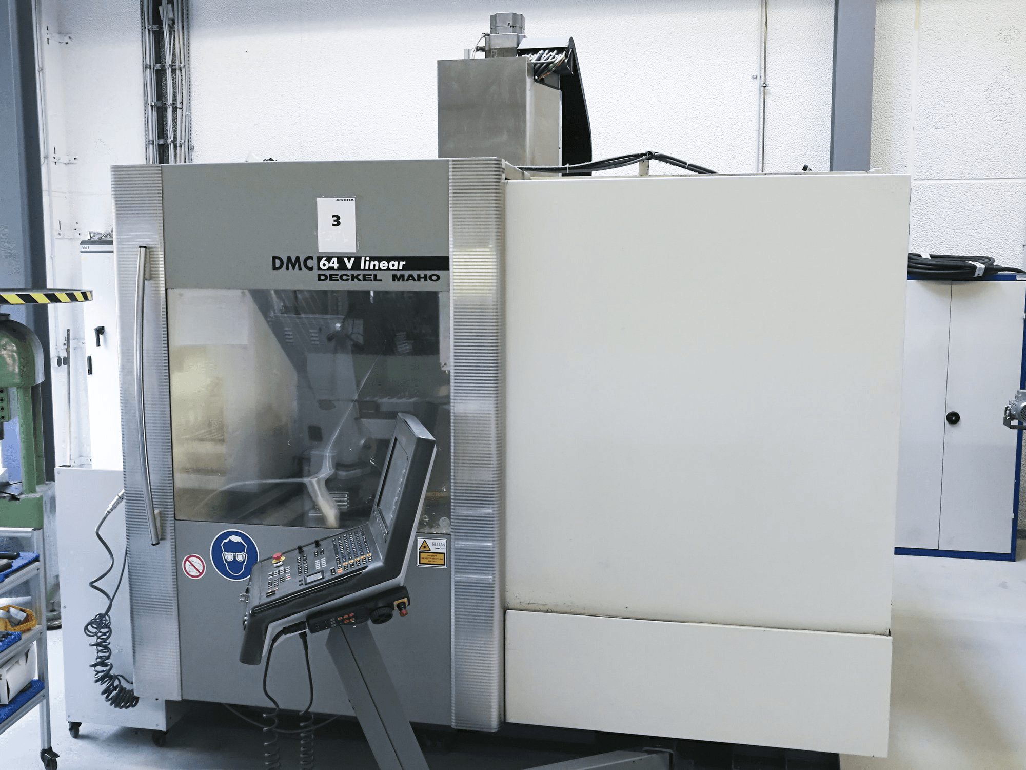 A DMG MORI DMC 64 V linear gép elölnézete