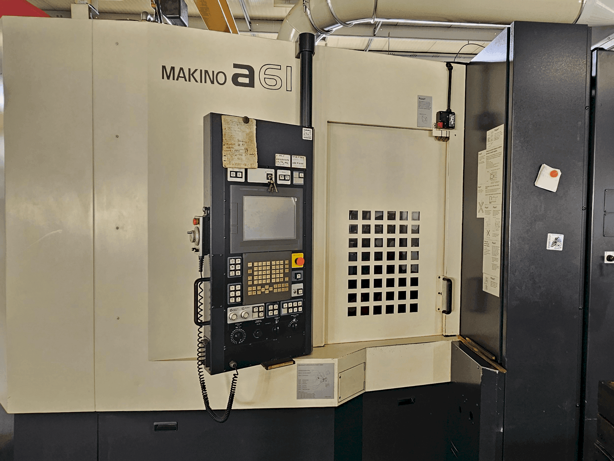 A Makino a61 gép elölnézete