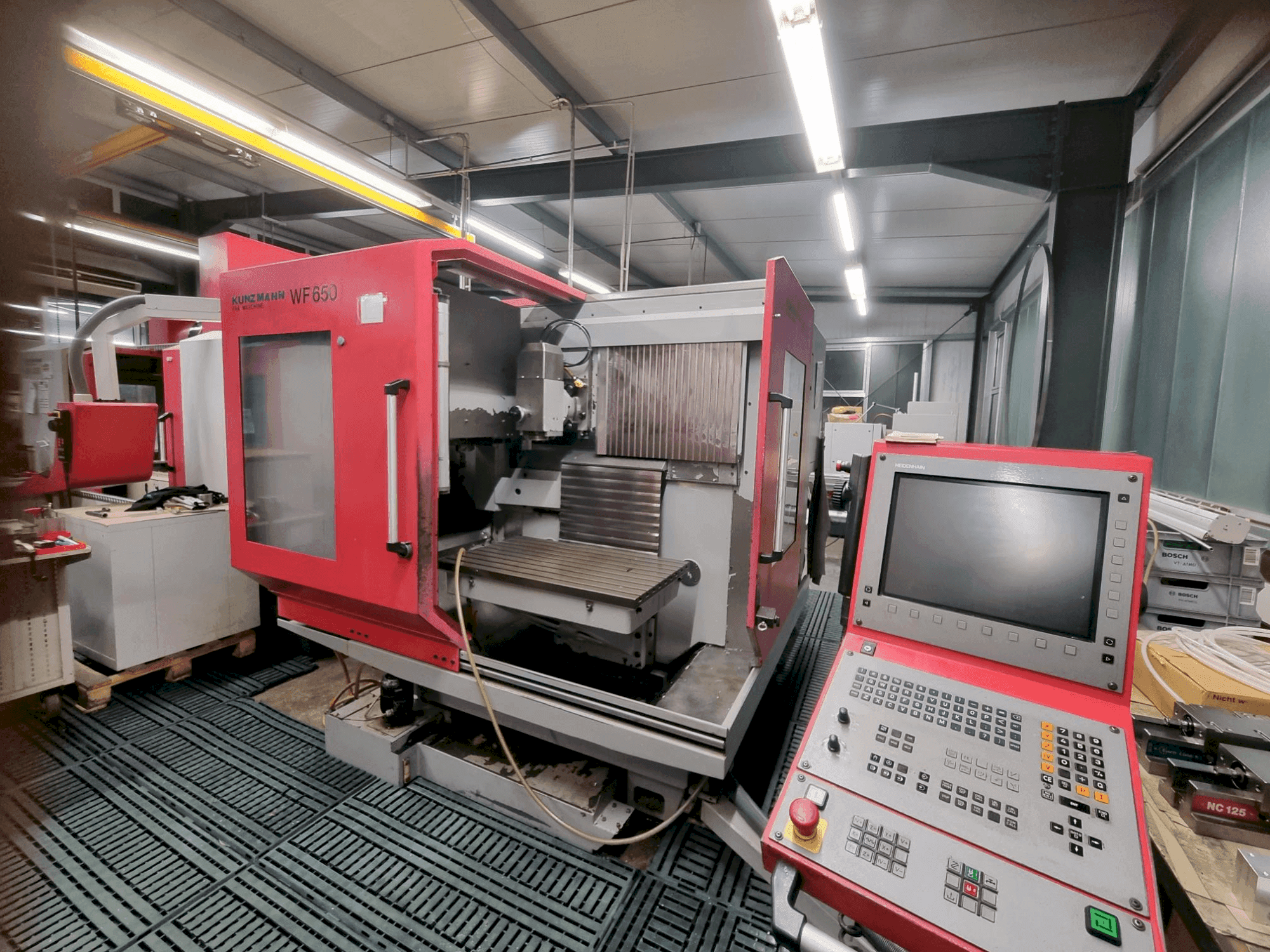 A KUNZMANN WF 650 gép elölnézete