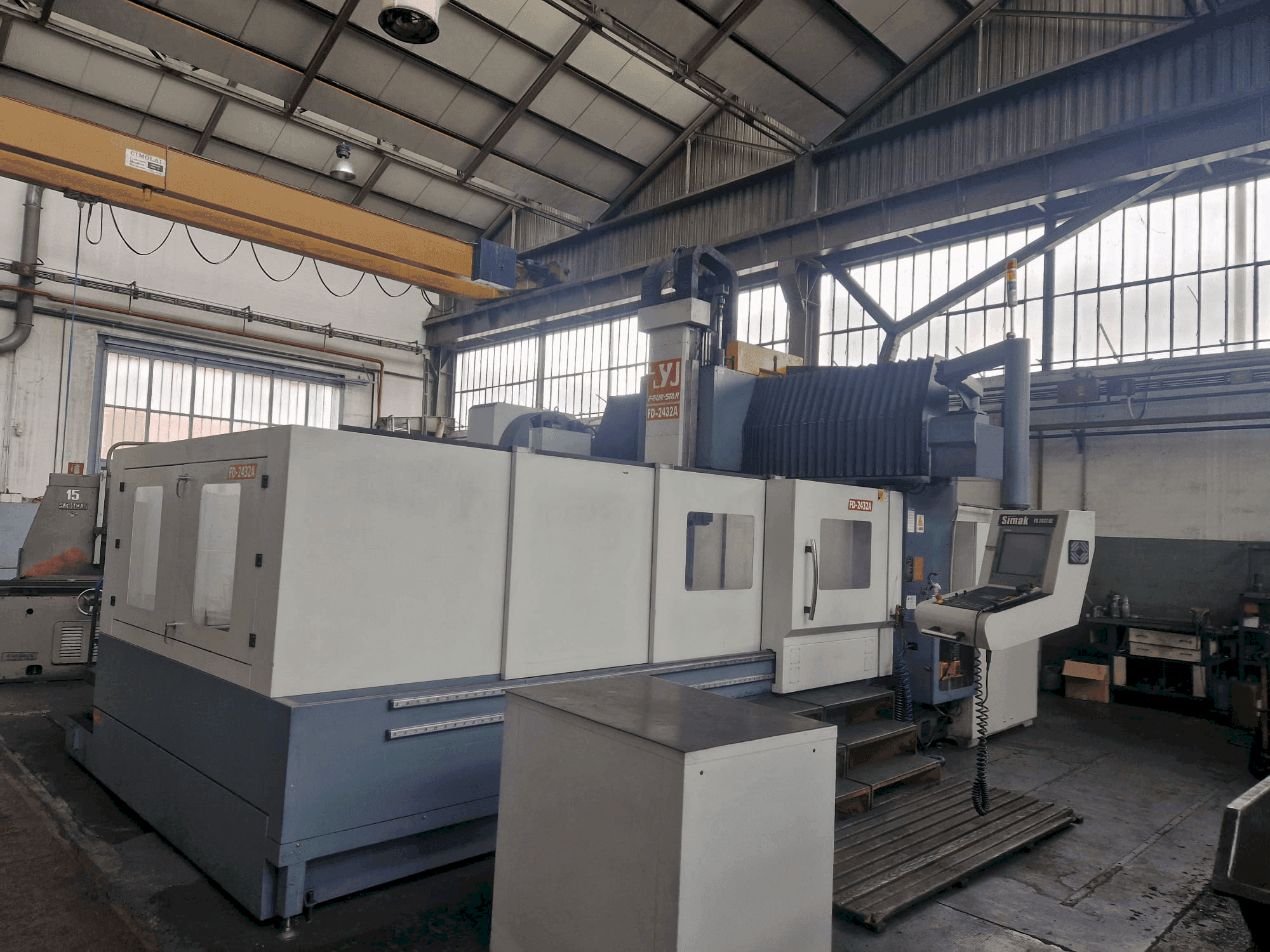 A VESTA FD2432A HE gép elölnézete