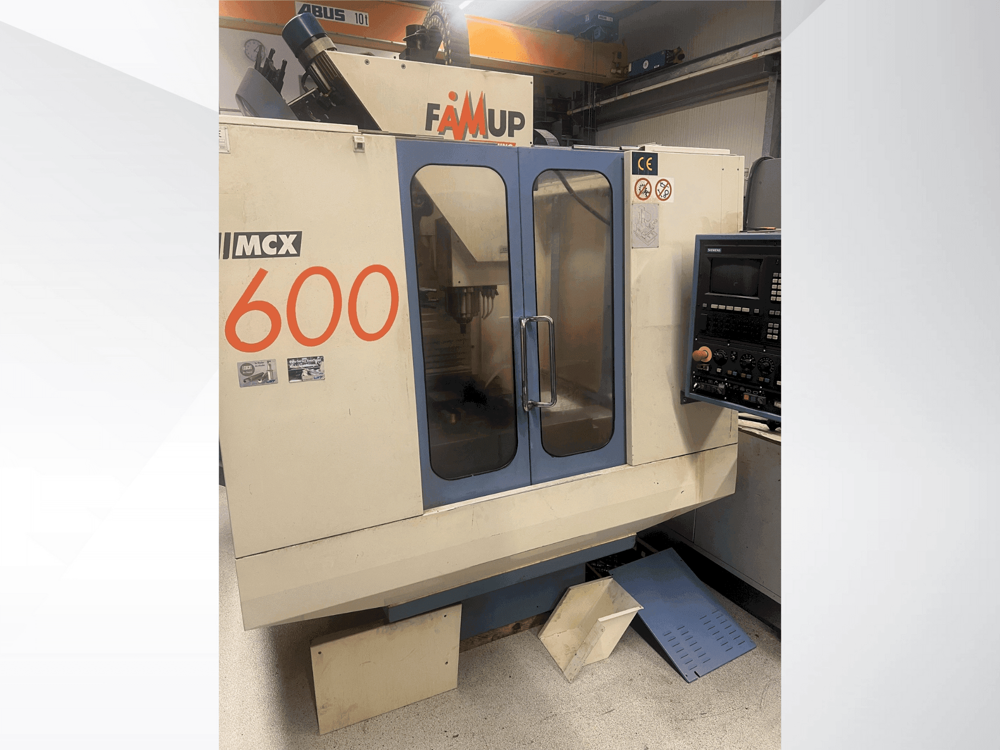 A FAMUP MCX 600 gép elölnézete