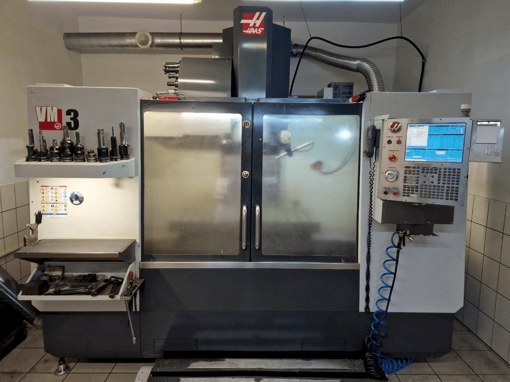 A HAAS VM-3 gép elölnézete