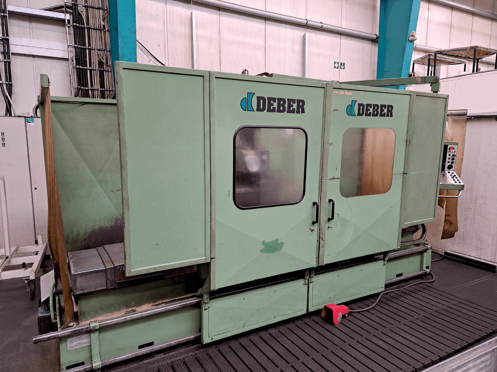 A DEBER Dinamyc 2 gép elölnézete