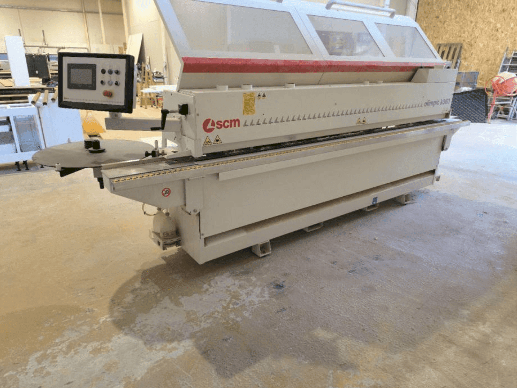 A SCM Olimpic K360 gép elölnézete
