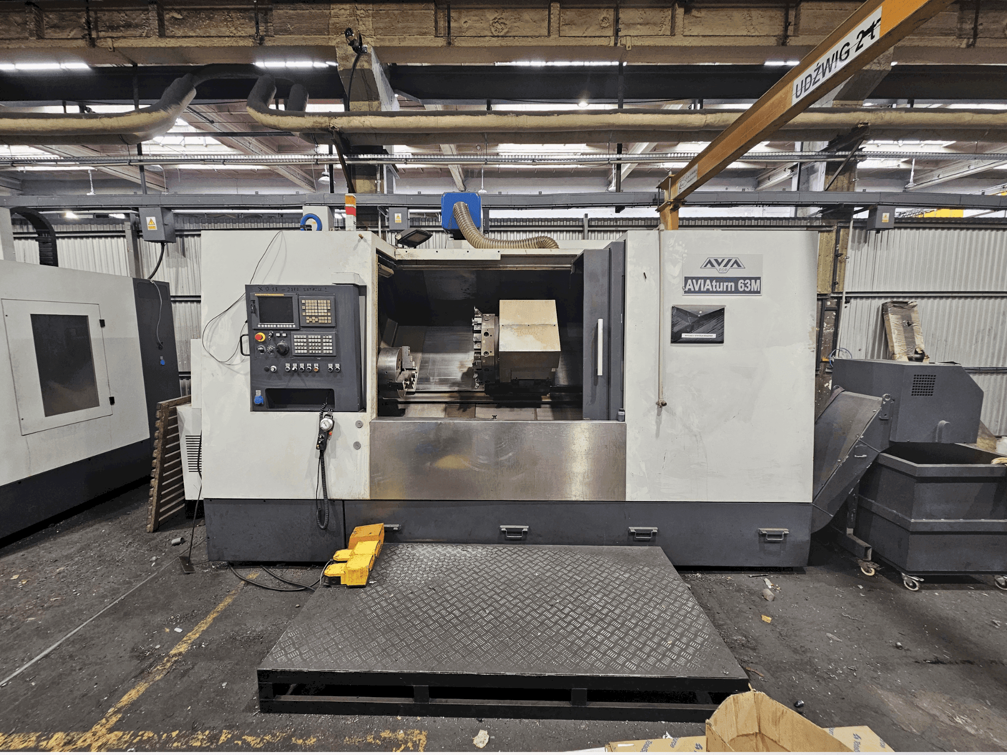 A Avia Turn 63M gép elölnézete