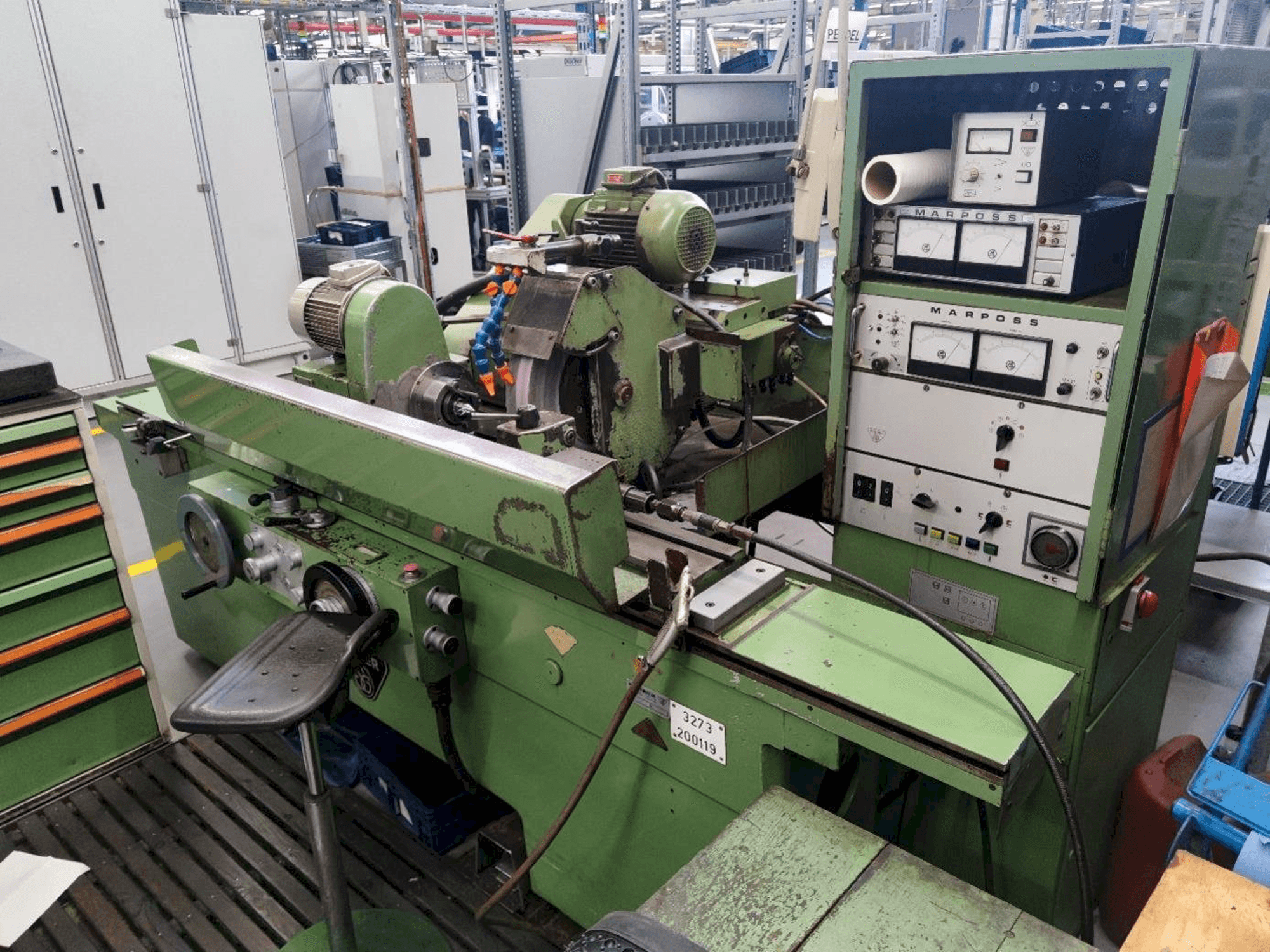 A STUDER RHU 1000/125-DR gép elölnézete
