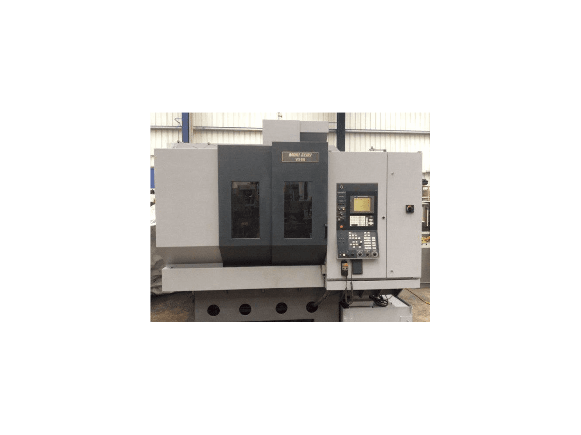 A MORI SEIKI VS 60 gép elölnézete