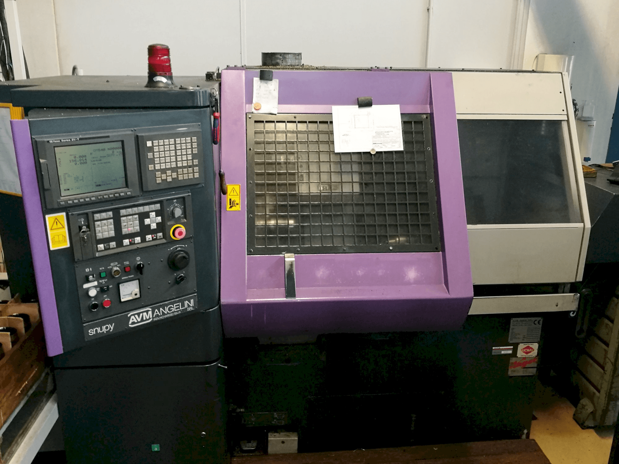 A AVM Angelini Snupy 21TI gép elölnézete