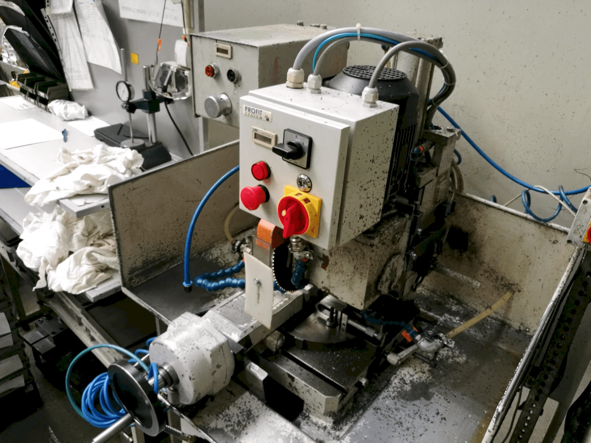 A EISELE VMS1SPV gép elölnézete