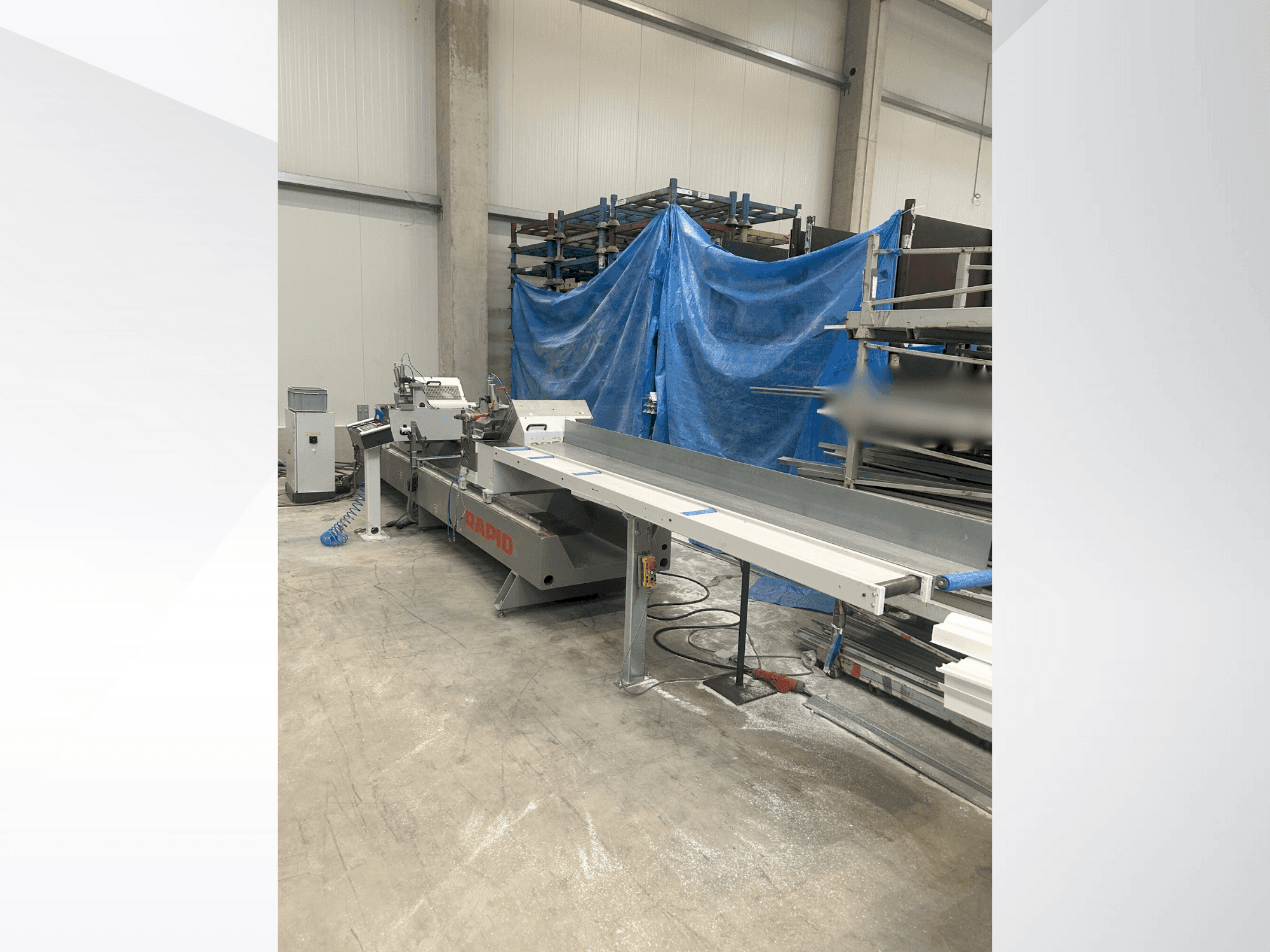 A RAPID DGL 200-E gép elölnézete