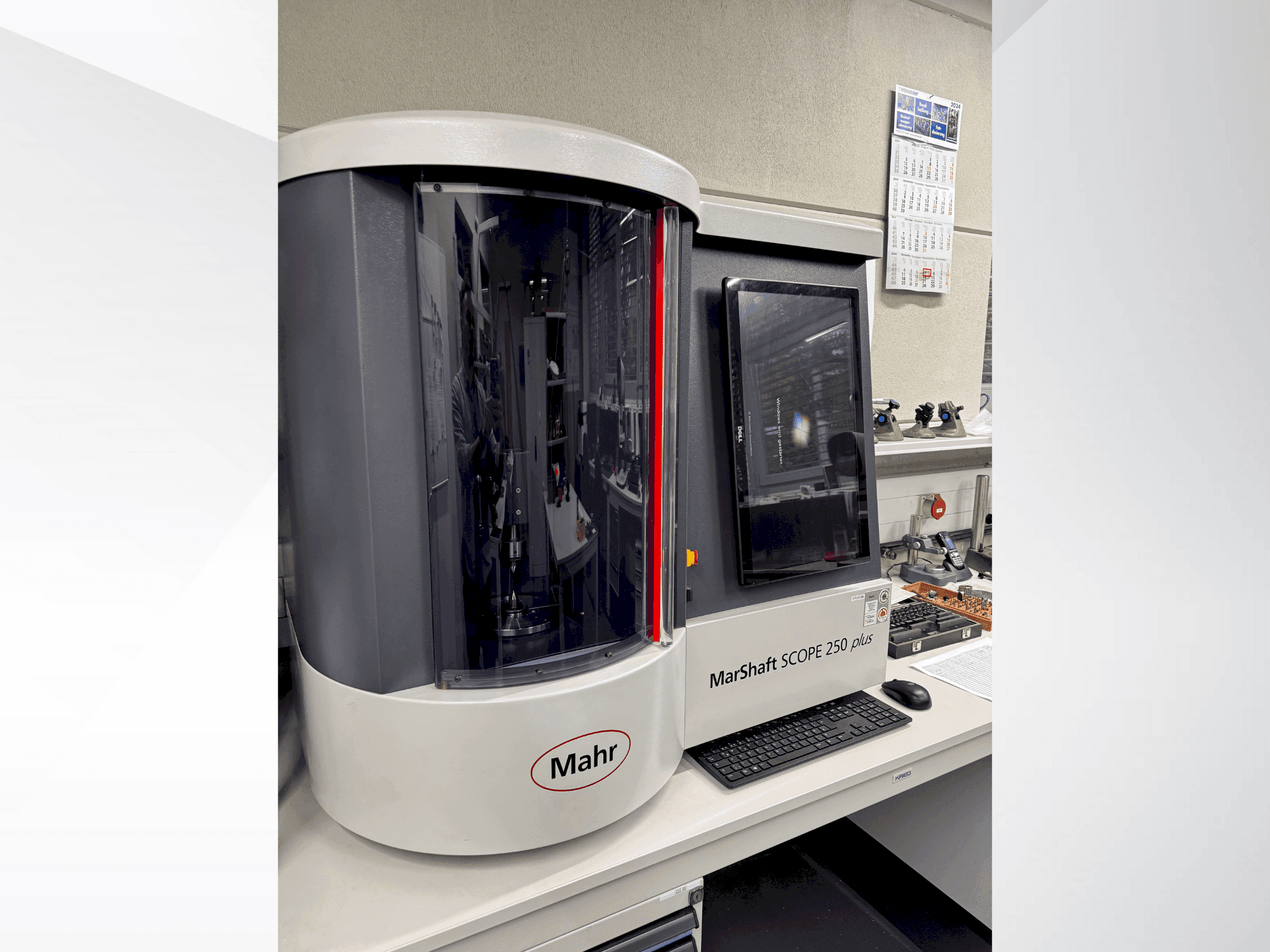 A MAHR MahrShaft SCOPE 250 plus gép elölnézete