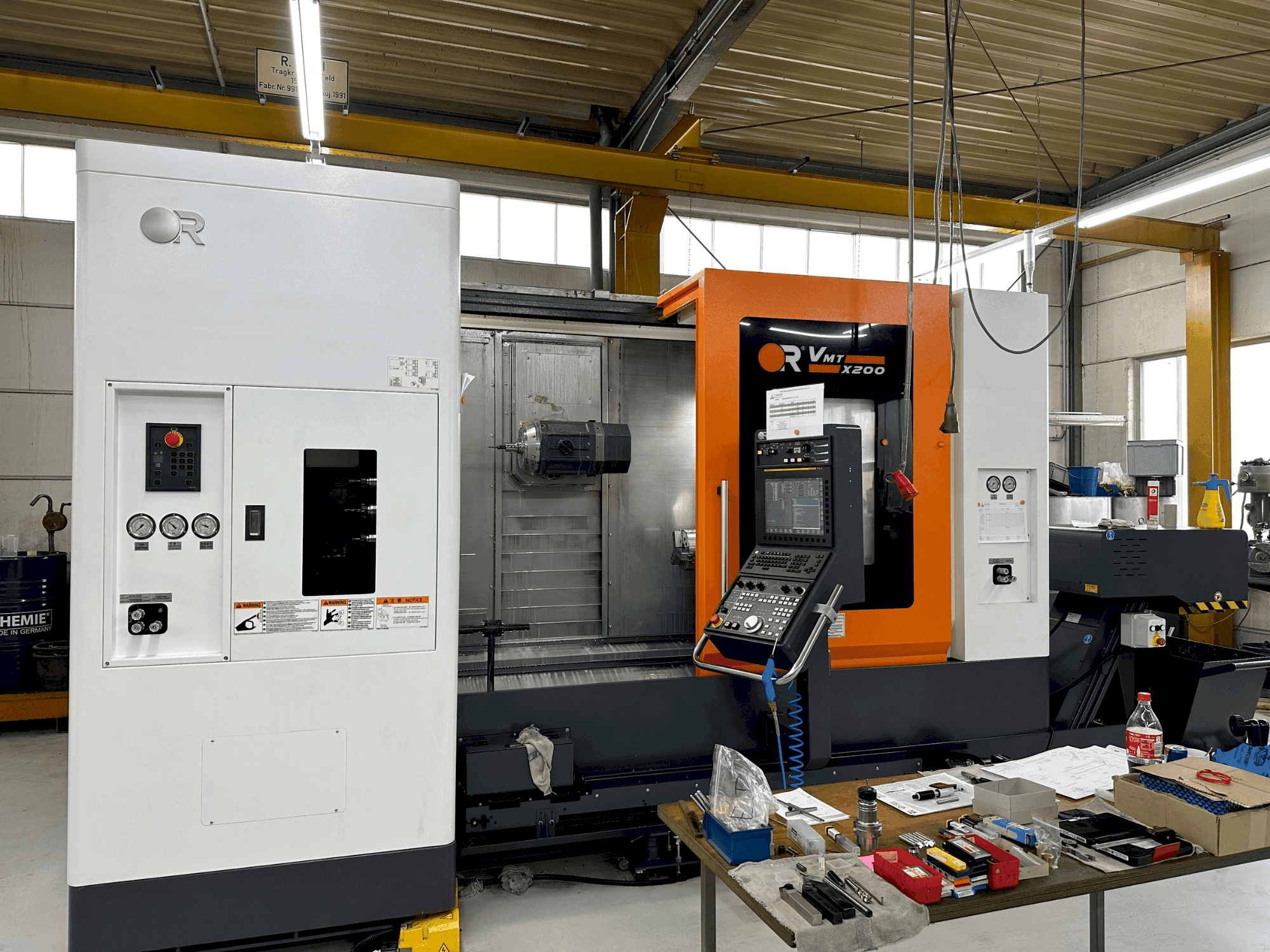 A Victor VMT X200 (2023) gép elölnézete