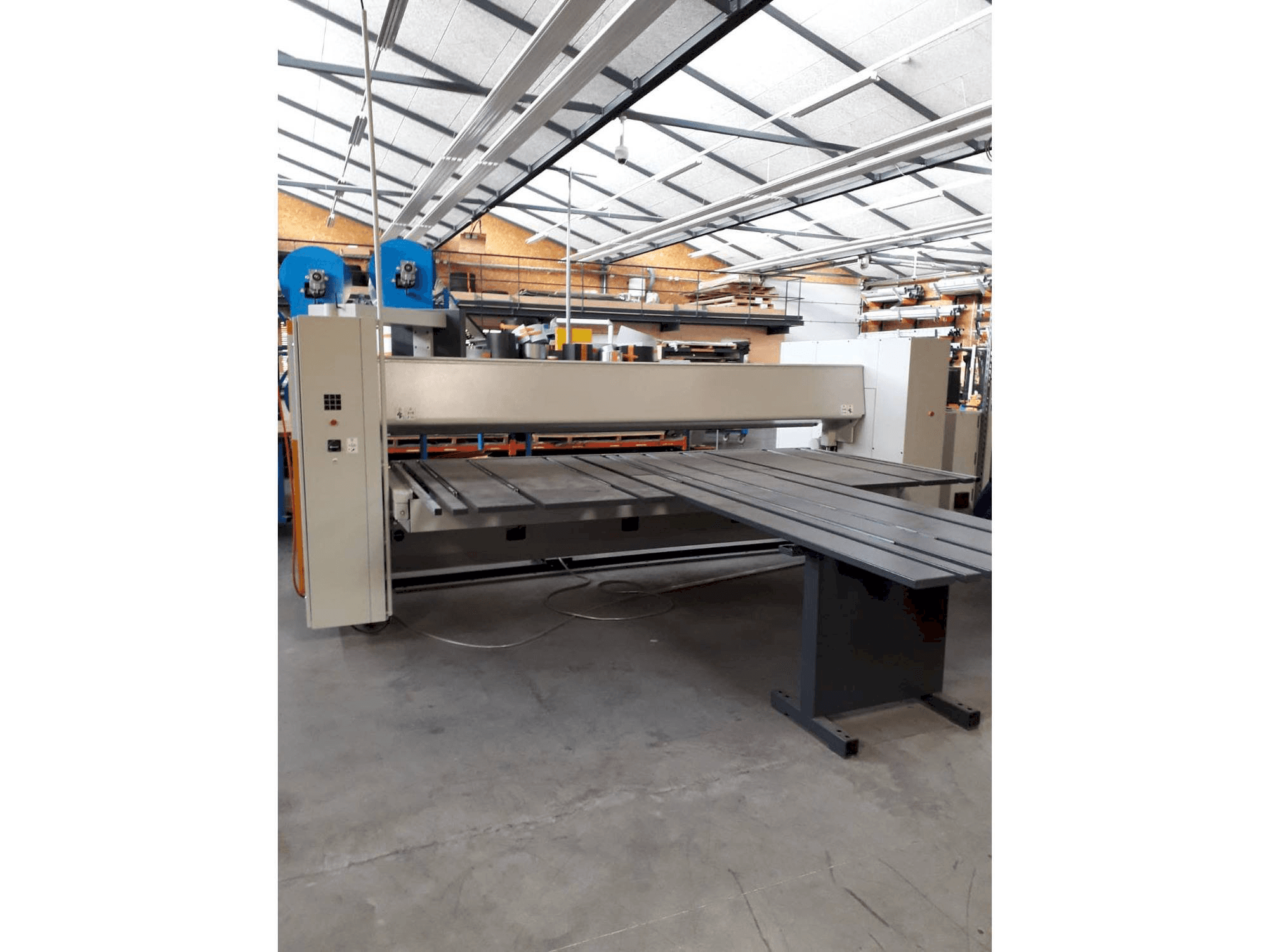 A RAS 62.30-2 TURBO 2 gép elölnézete