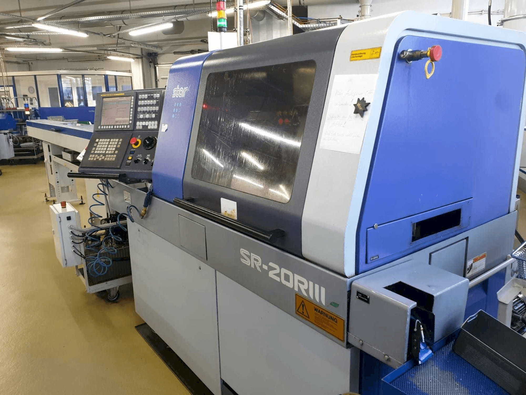 A Star SR-20 R III 680 gép elölnézete